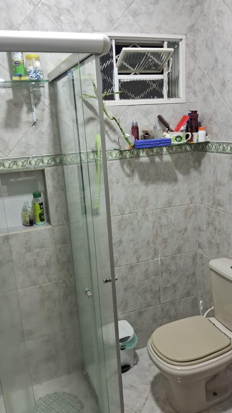Casa à venda com 2 quartos, 200m² - Foto 11