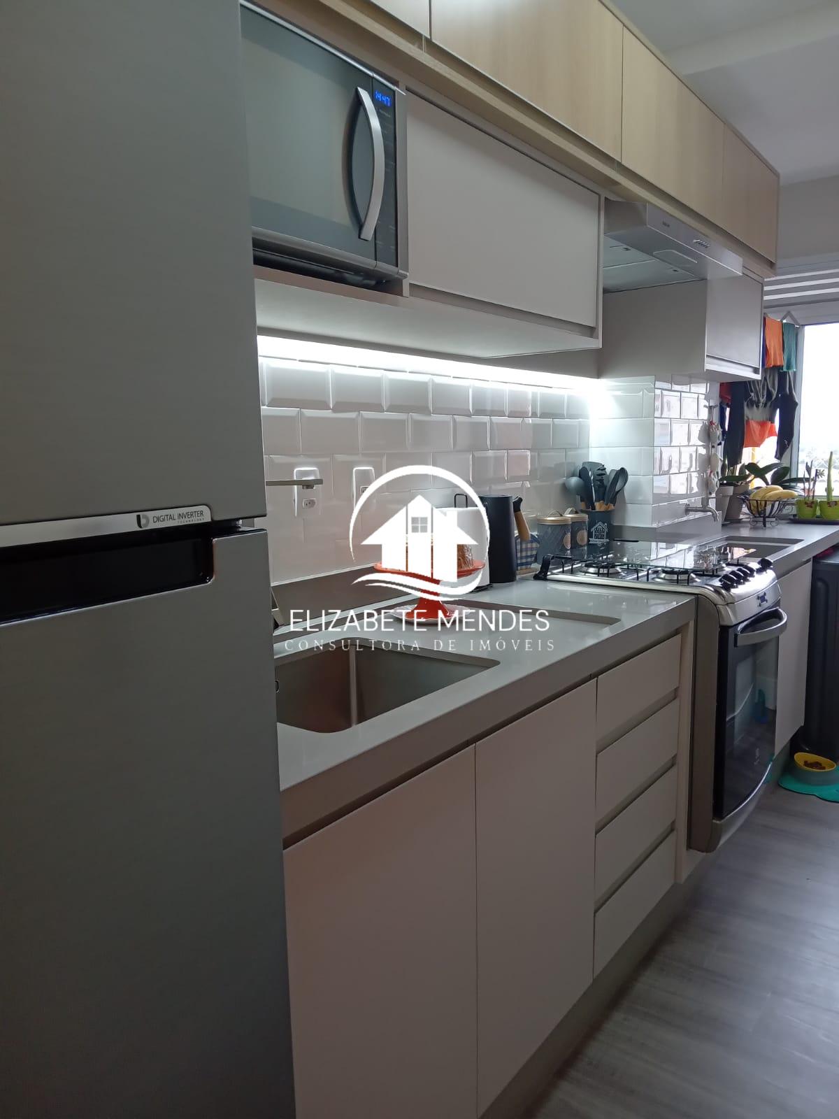 Apartamento à venda com 2 quartos, 75m² - Foto 11