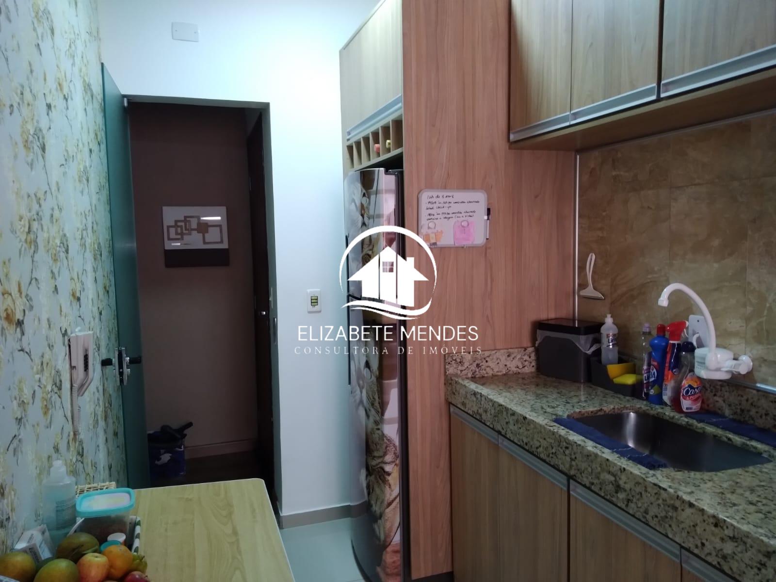 Apartamento à venda com 2 quartos, 66m² - Foto 4