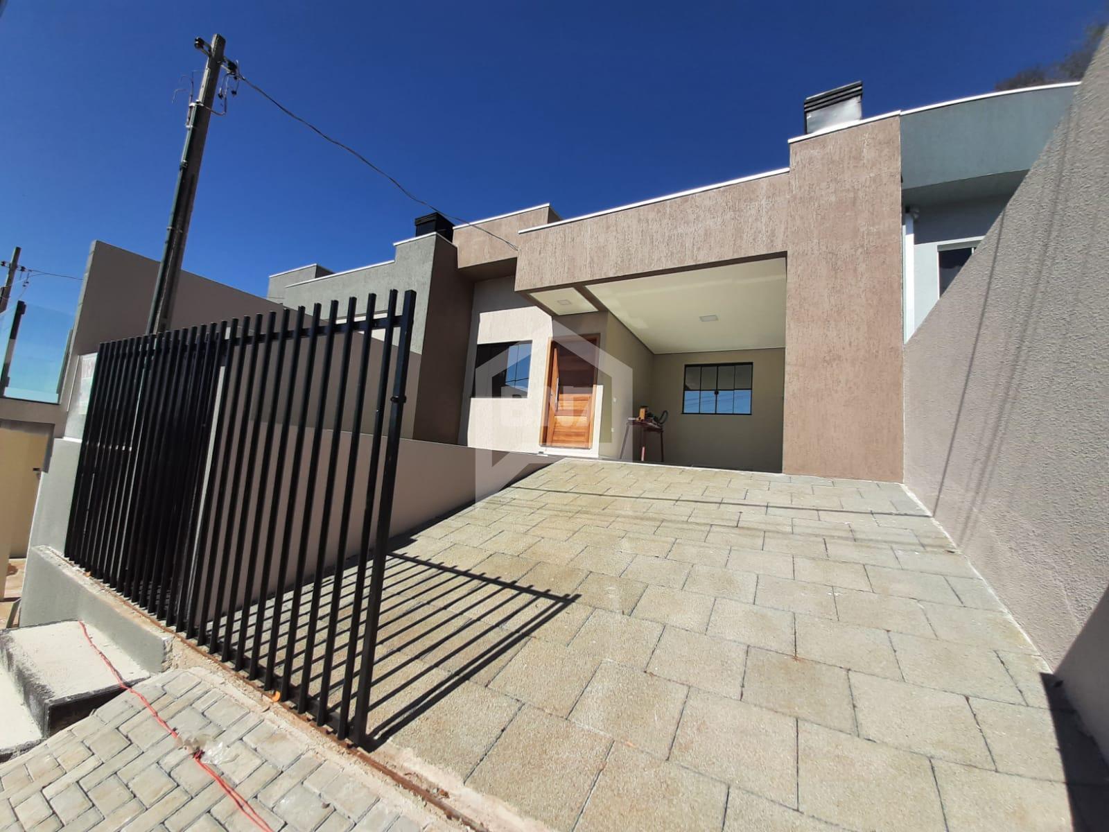 Casa Suíte mais dois Quartos à Venda no Bairro Aeroporto próx....