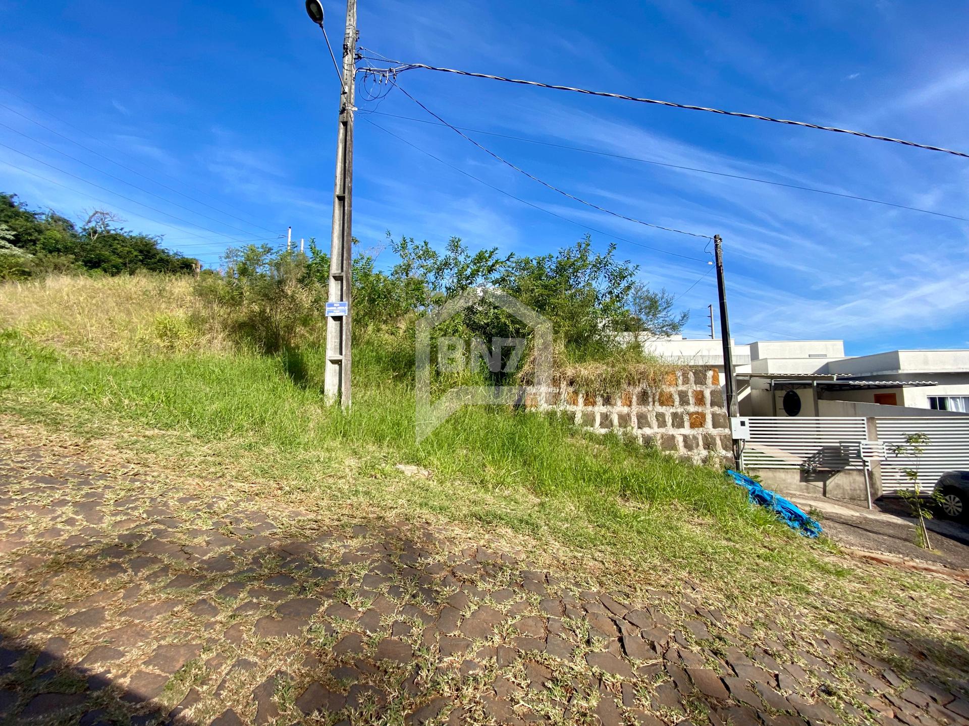 Terreno com 792,90m  à venda, Água Branca, FRANCISCO BELTRAO - PR