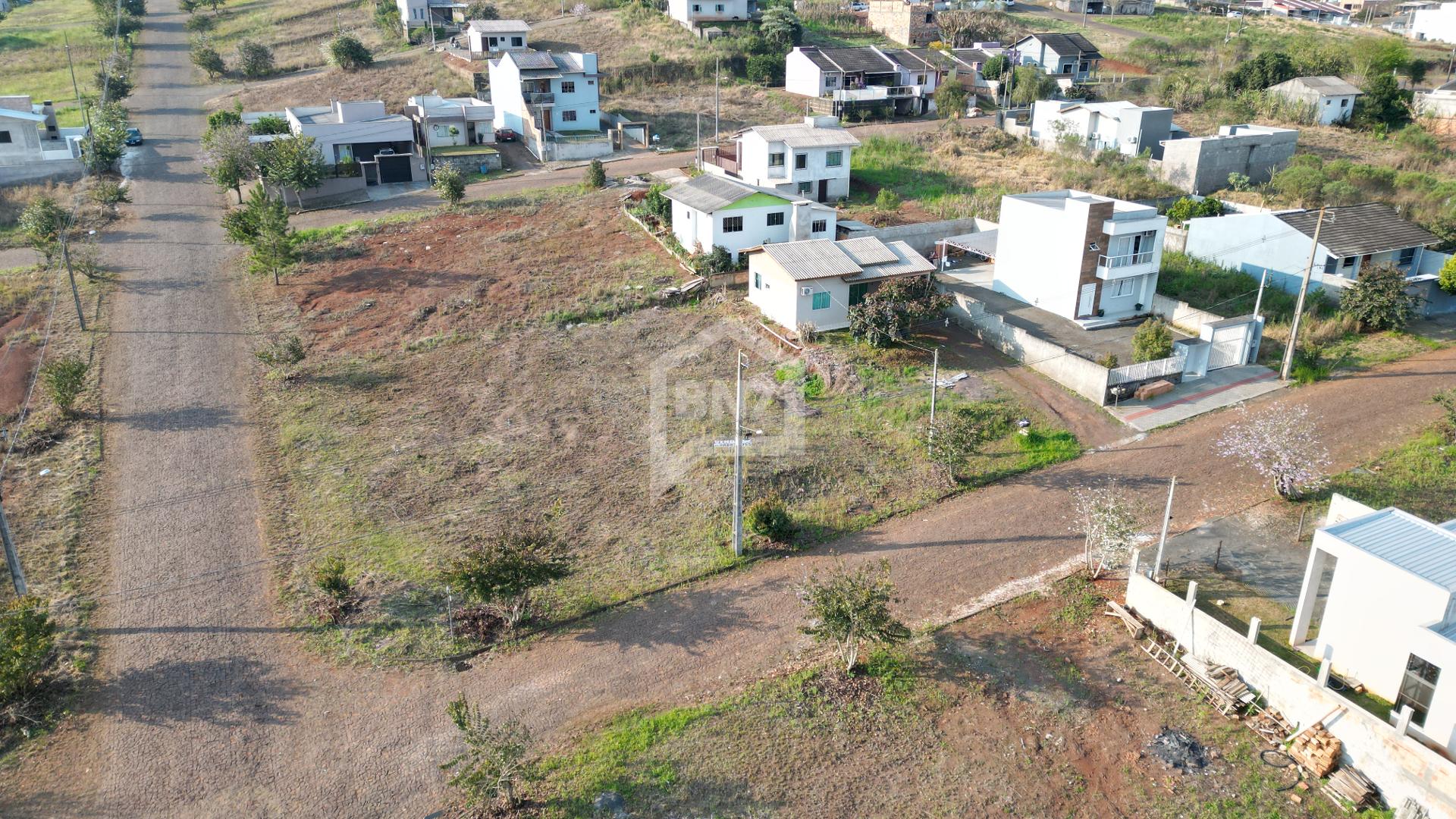 Terreno à venda 324,00m  Bairro Sadia, FRANCISCO BELTRAO - PR