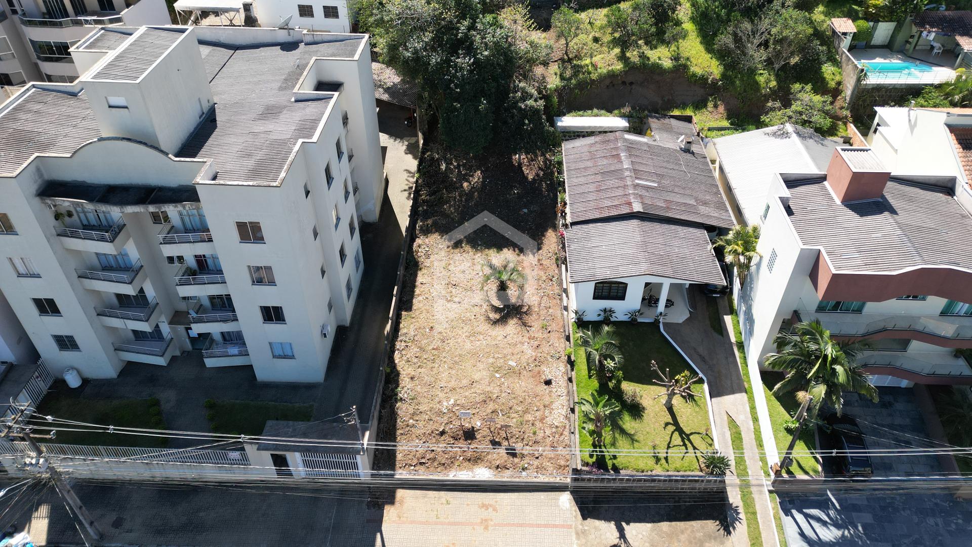 TERRENO BEM LOCALIZADO NO BAIRRO INDUSTRIAL