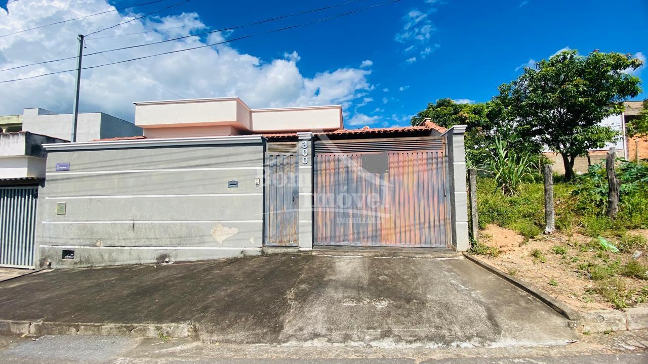 Casa a venda com 3 dormitórios no bairro Jardim Aeroporto em C...