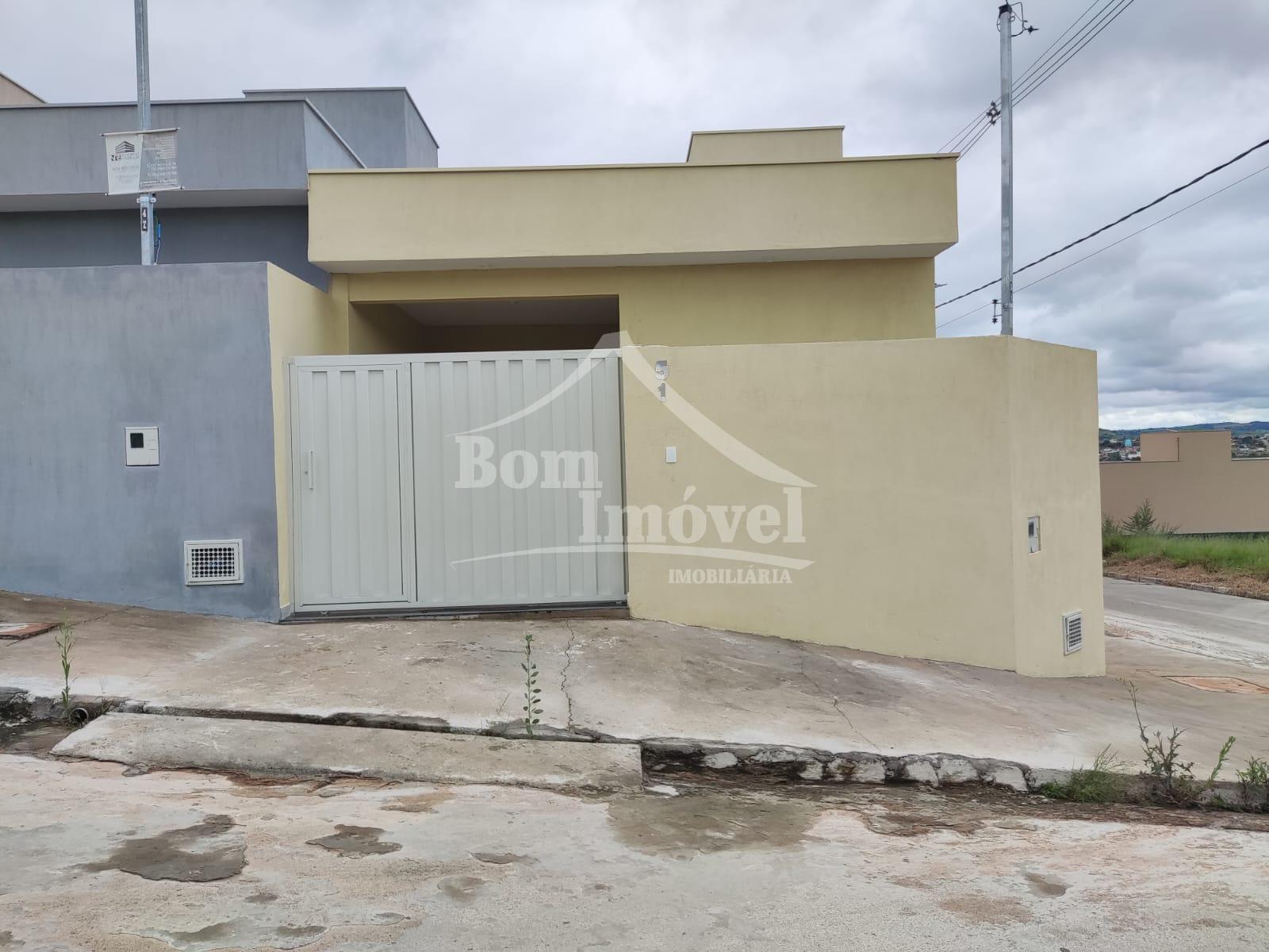 Oportunidade  Casa com 2 Quartos, Bairro Mirante do Lago, Camp...