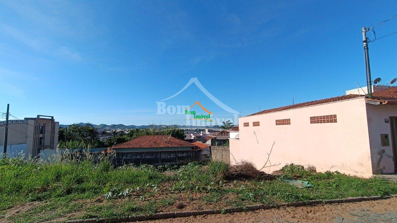 LOTE BAIRRO JARDIM ITALIA CAMPO BELO MG