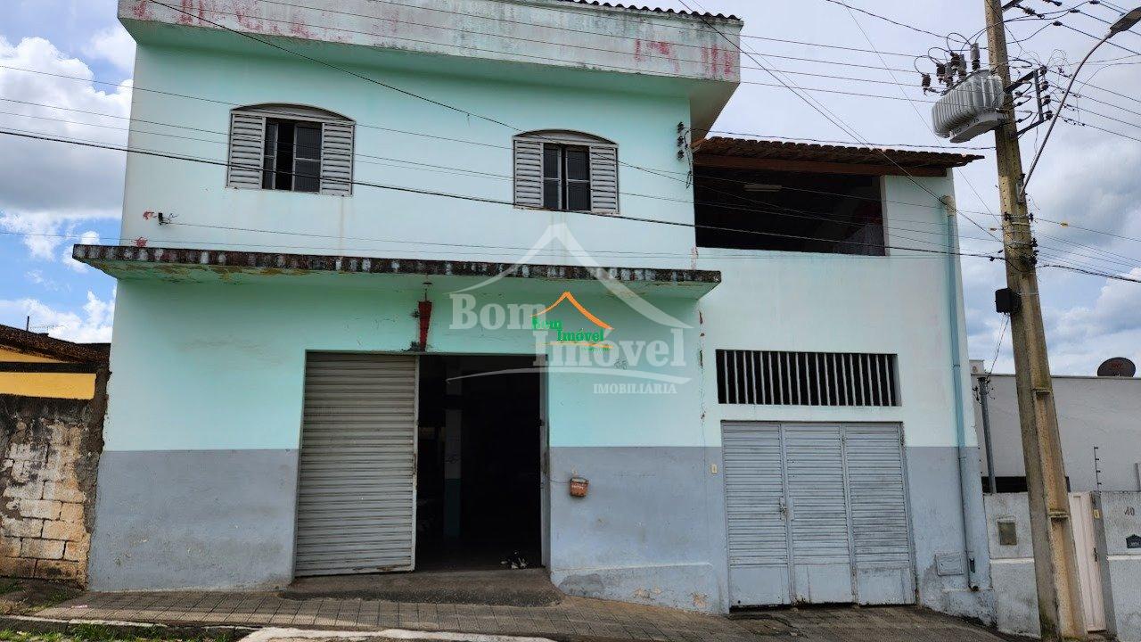 IMÓVEL COM PONTO COMERCIAL EM CAMPO BELO MG