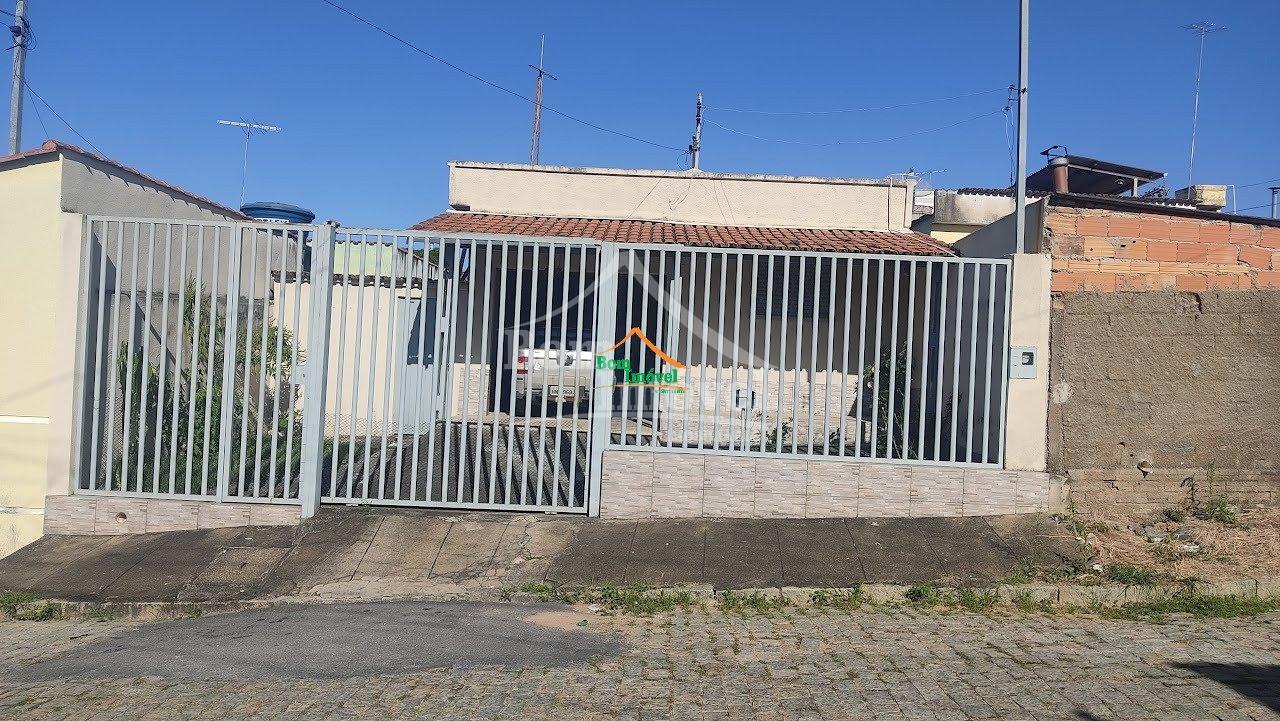 CASA EM CAMPO BELO  MG , NO BAIRRO SÃO LUIZ