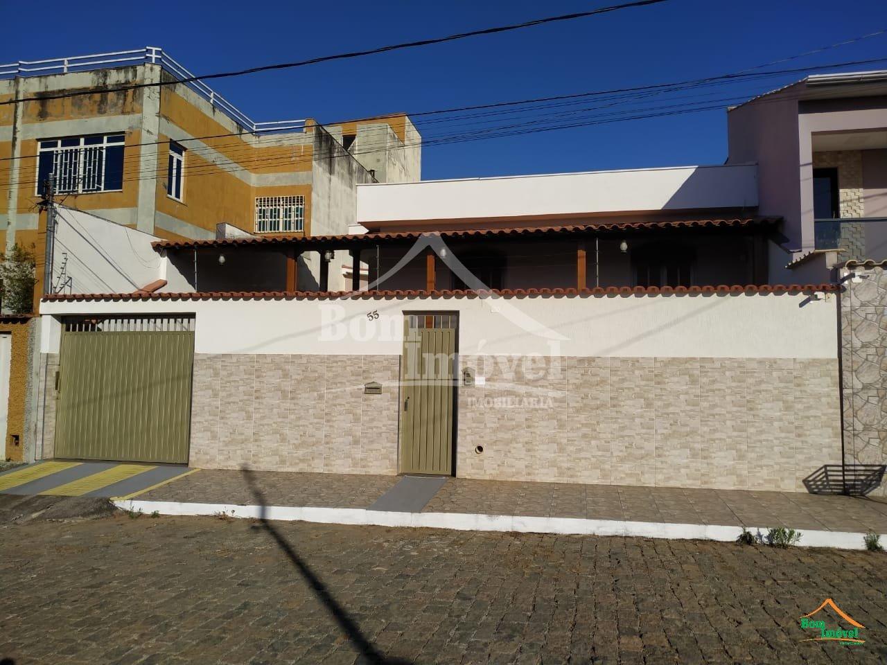 Casa no Centenário em Campo Belo MG