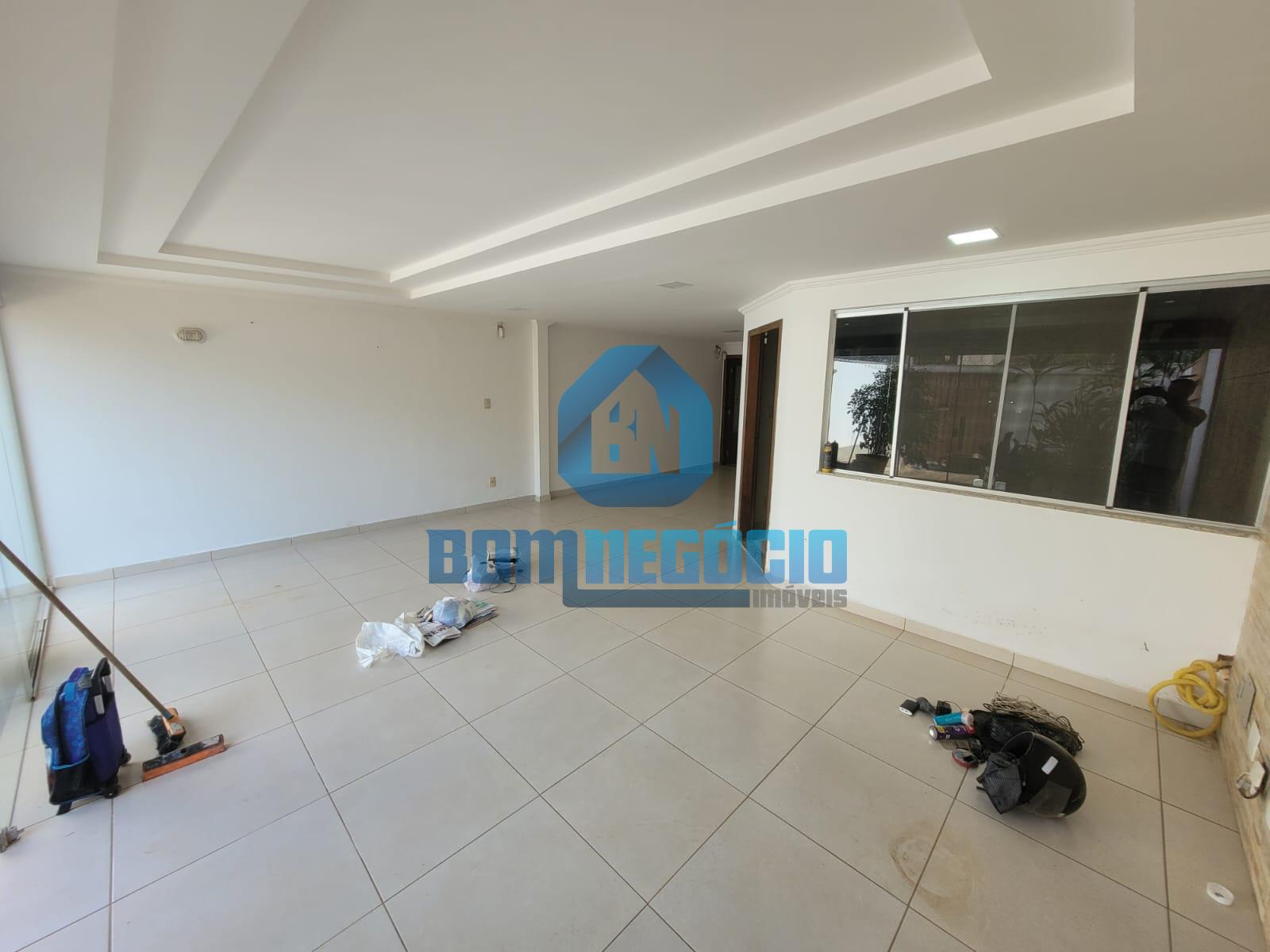 Casa com 3 dormitórios à venda, SANTOS DUMONT I, GOVERNADOR VA...