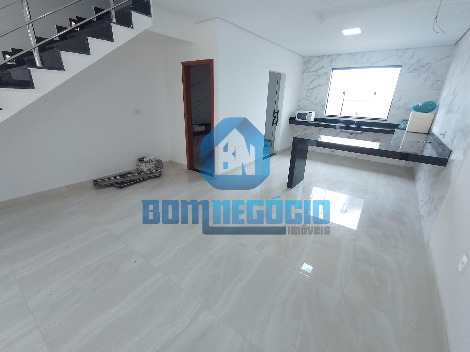 Casa Duplex à venda 120m² de área construída, CASTANHEIRAS, GO...