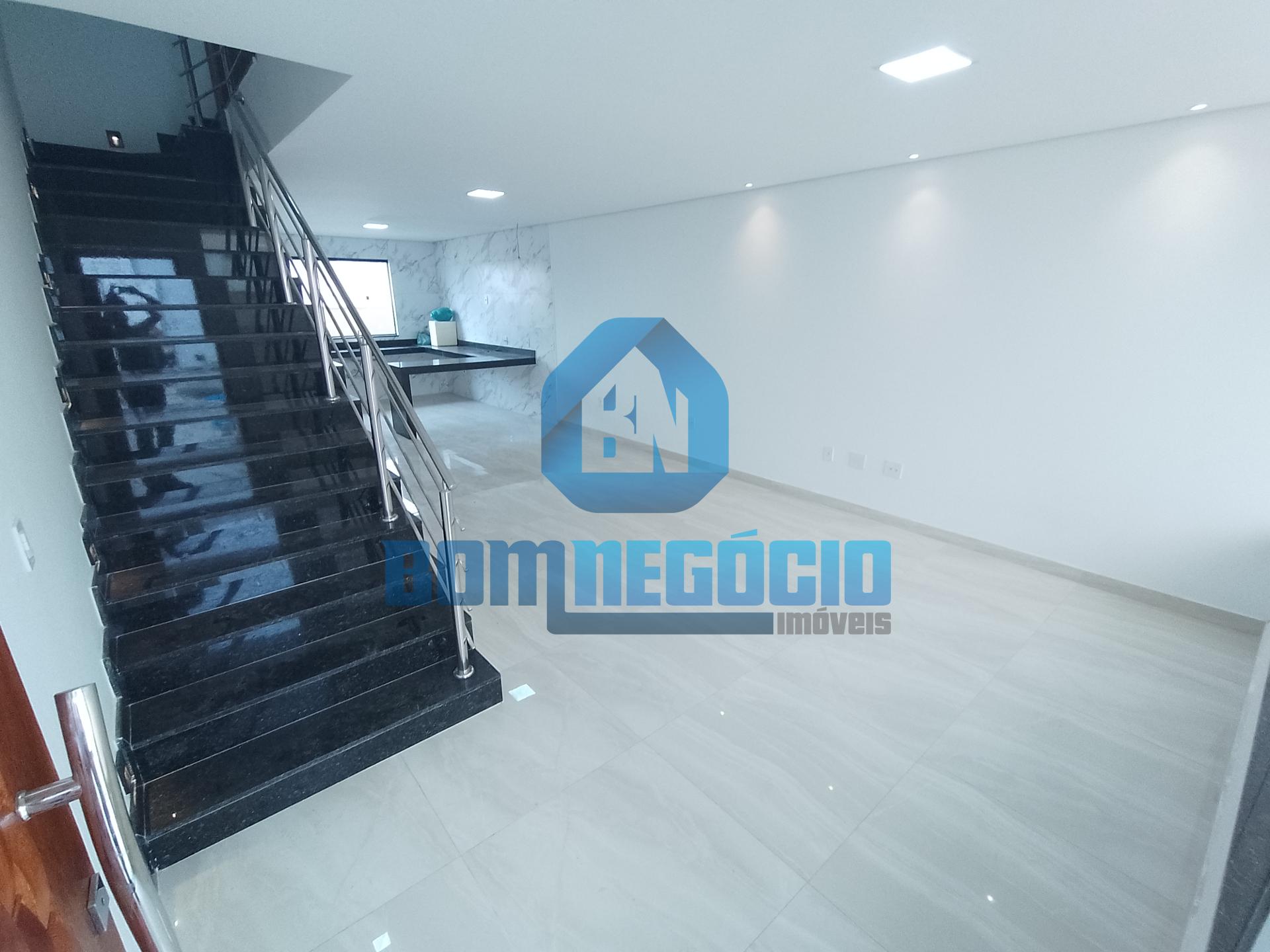 Casa Duplex à venda 120m² de área construída, CASTANHEIRAS, GO...