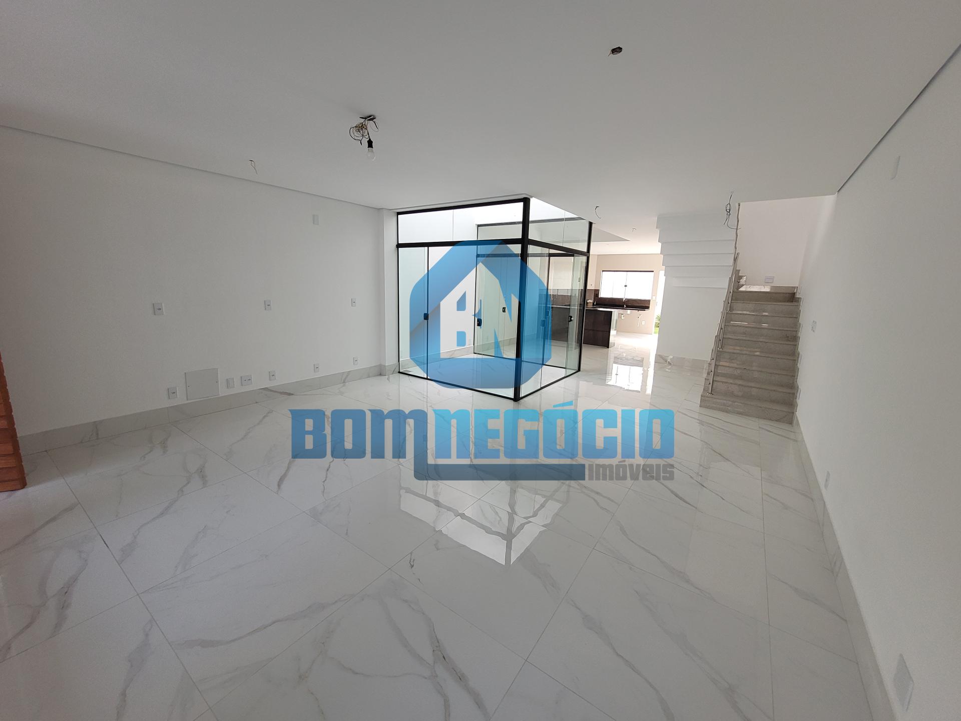 Belíssima casa à venda, ILHA DOS ARAUJOS, GOVERNADOR VALADARES...