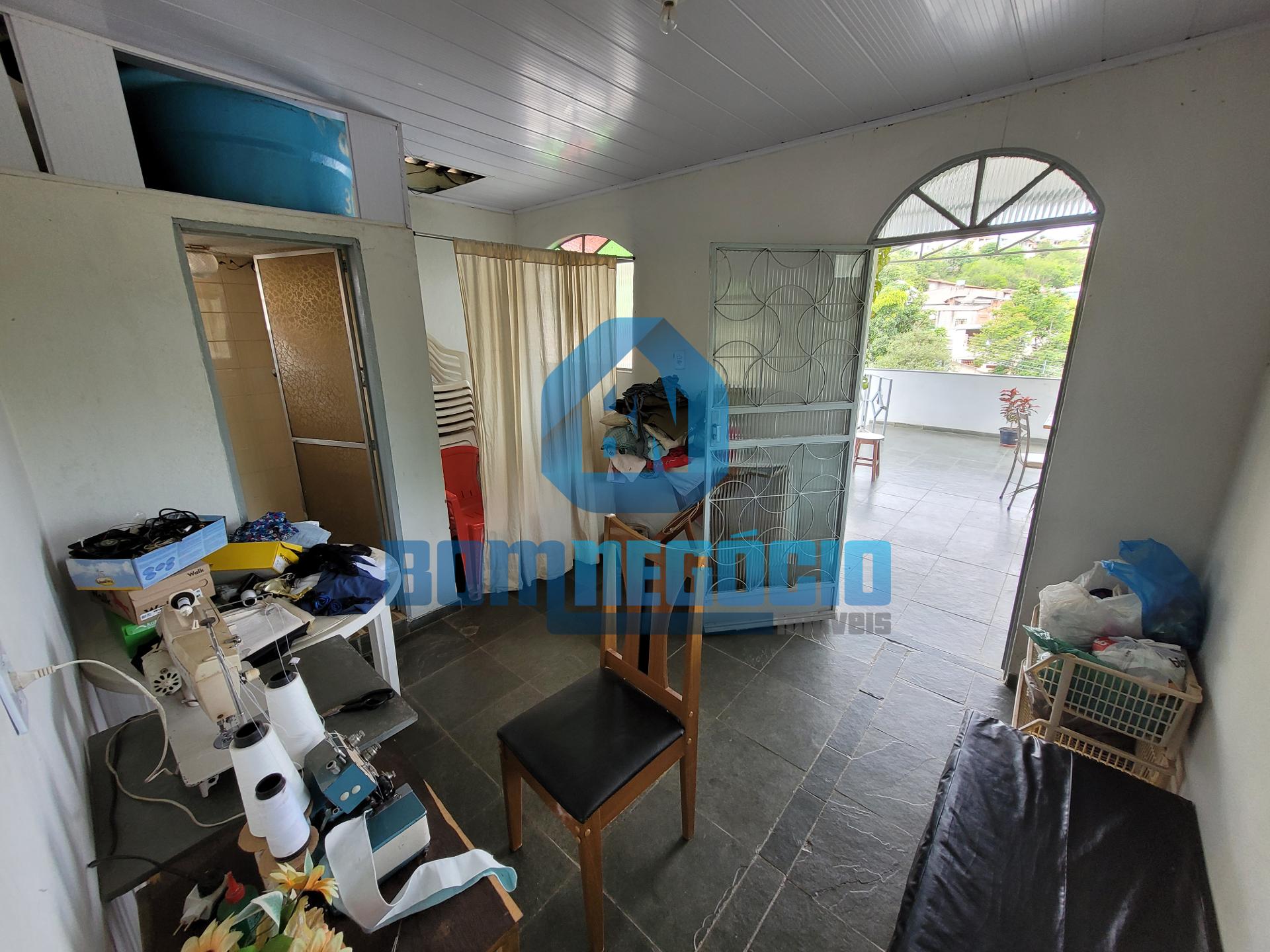 Casa com 2 dormitórios à venda MARIA EUGENIA GOVERNADOR VALADA...