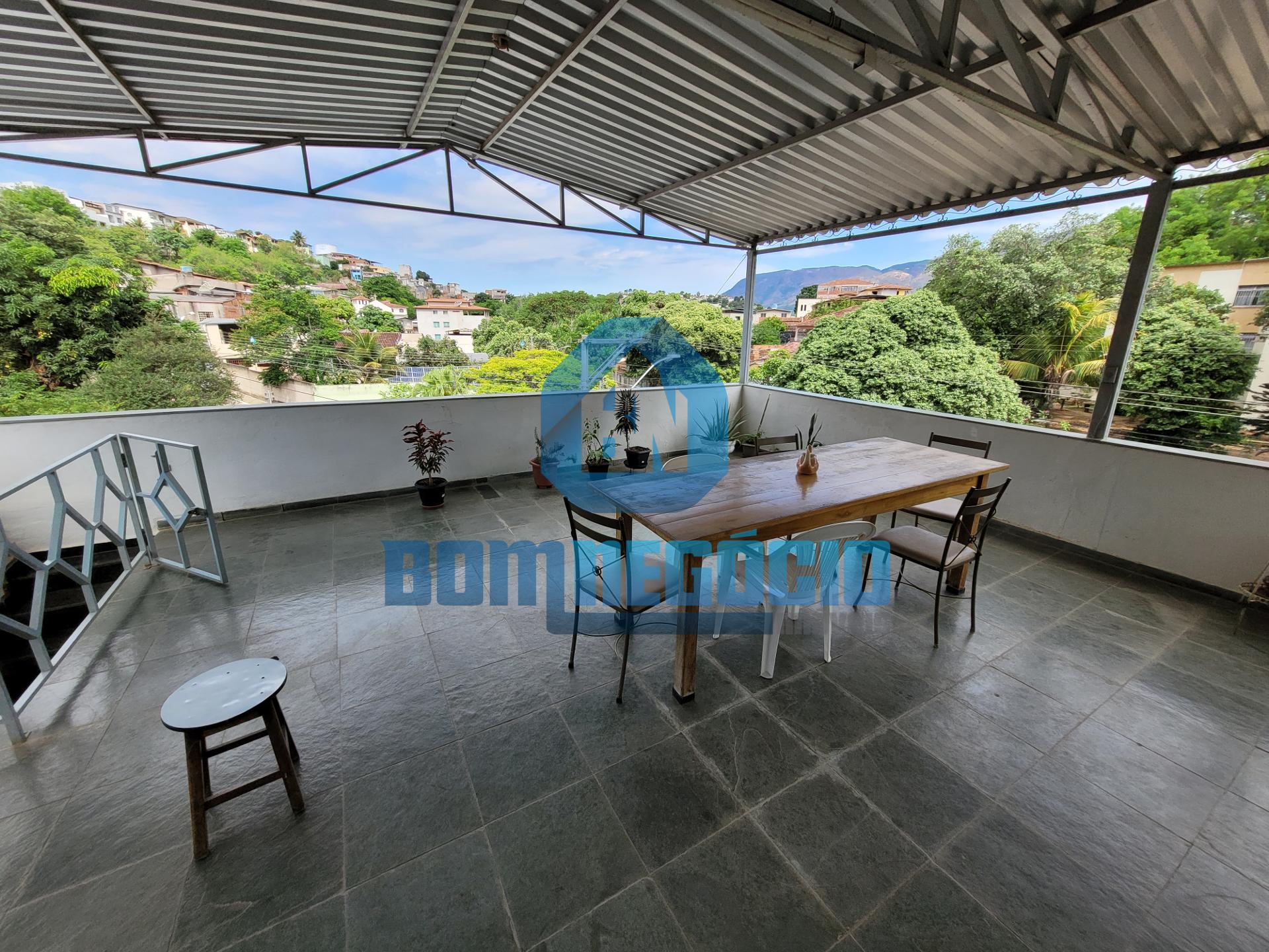Casa com 2 dormitórios à venda MARIA EUGENIA GOVERNADOR VALADA...