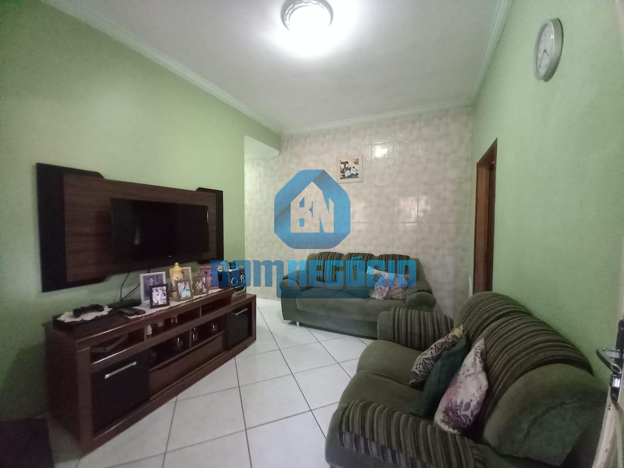 Vendo Casa espaçosa e com terraço no centro,de ALPERCATA - MG