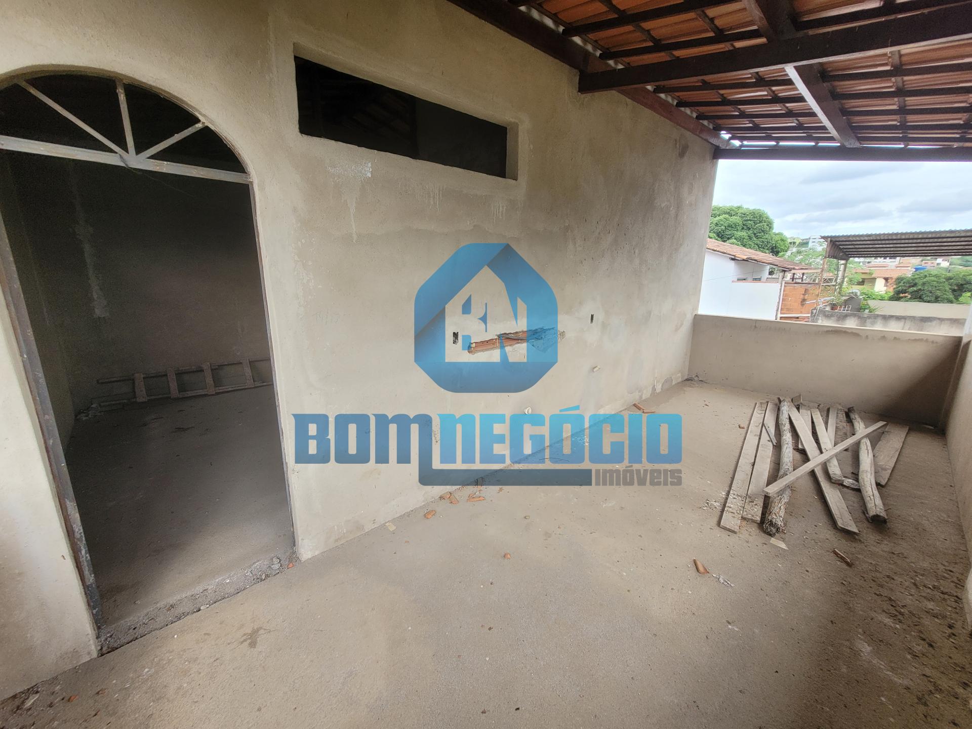 Casa com 5 dormitórios à venda, JARDIM PEROLA, GOVERNADOR VALA...