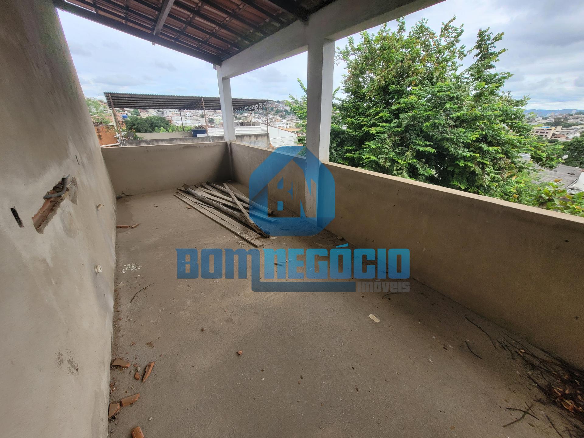 Casa com 5 dormitórios à venda, JARDIM PEROLA, GOVERNADOR VALA...