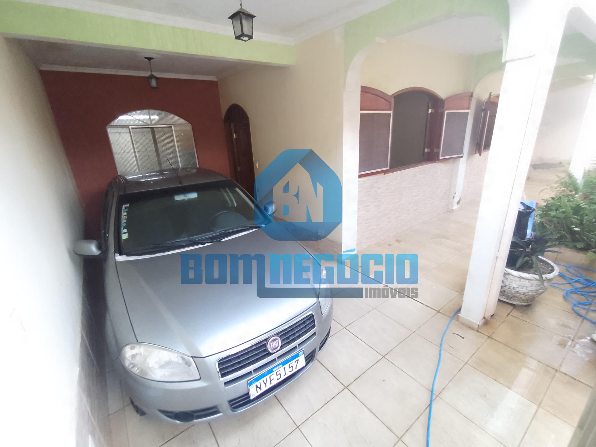 Casa com 3 pavimentos à venda, bairro ELVAMAR, GOVERNADOR VALA...