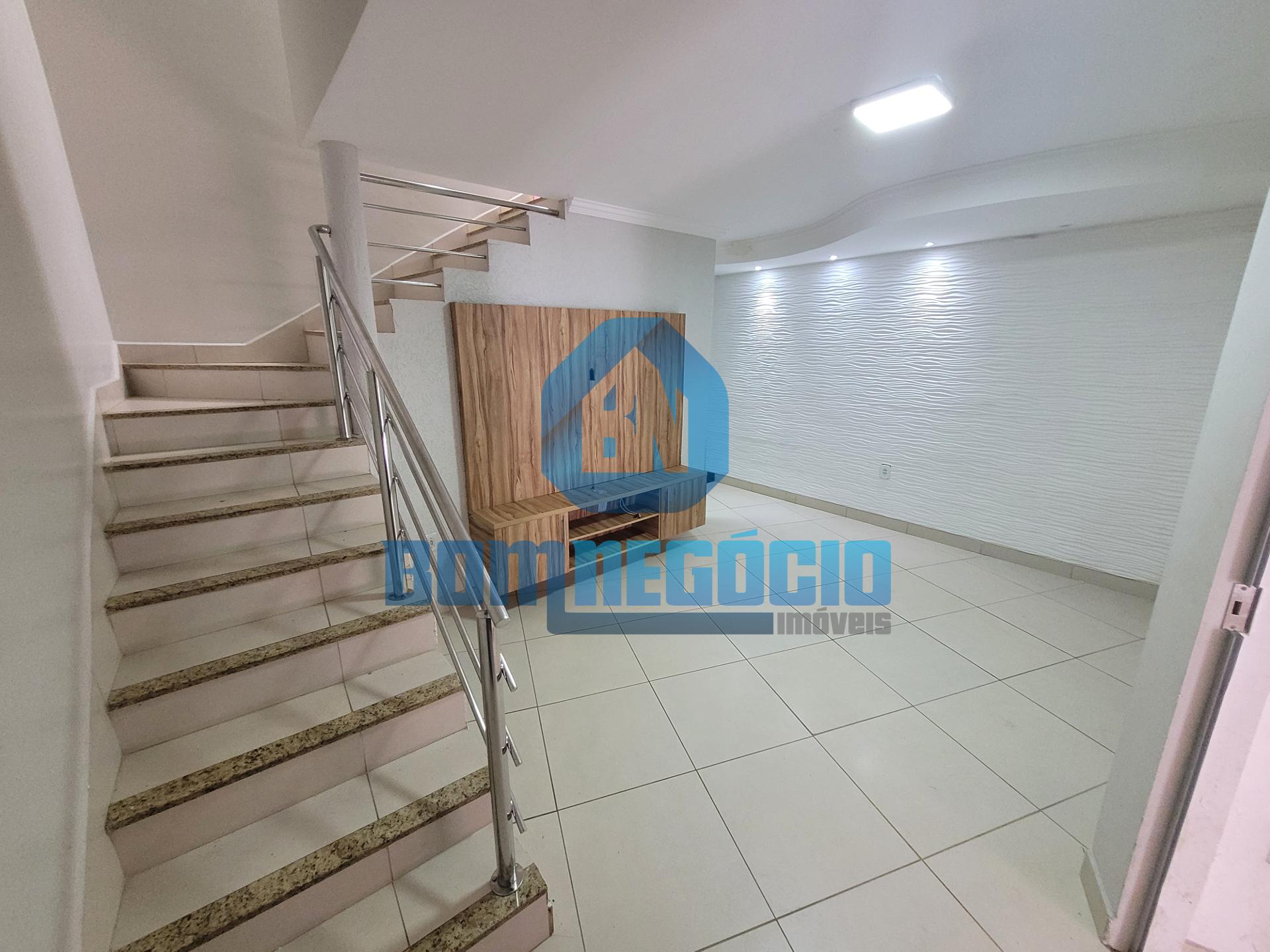 Casa com 3 dormitórios à venda, CIDADE NOVA, GOVERNADOR VALADA...