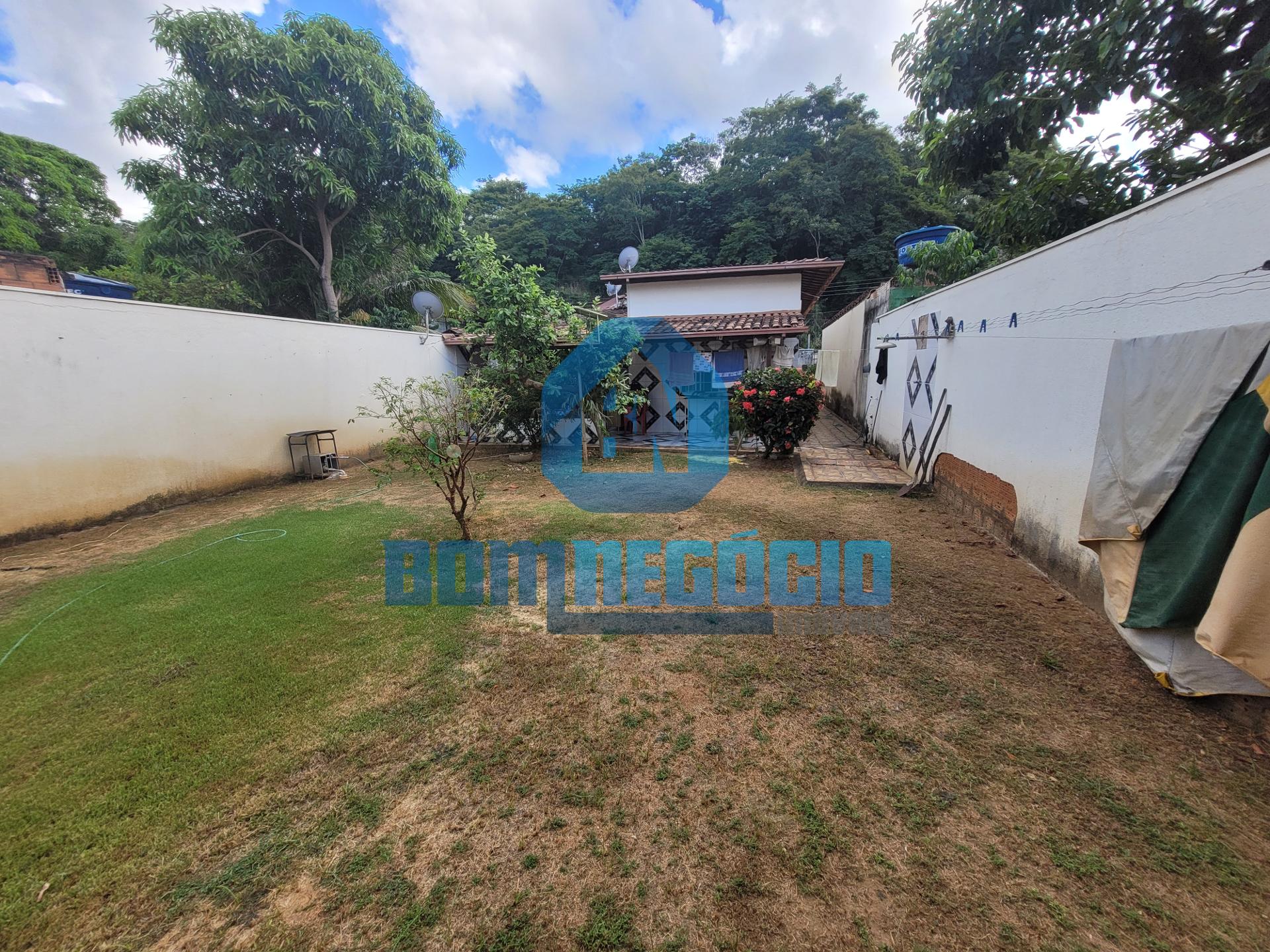 Casa com 2 dormitórios à venda, SANTA PAULA, GOVERNADOR VALADA...