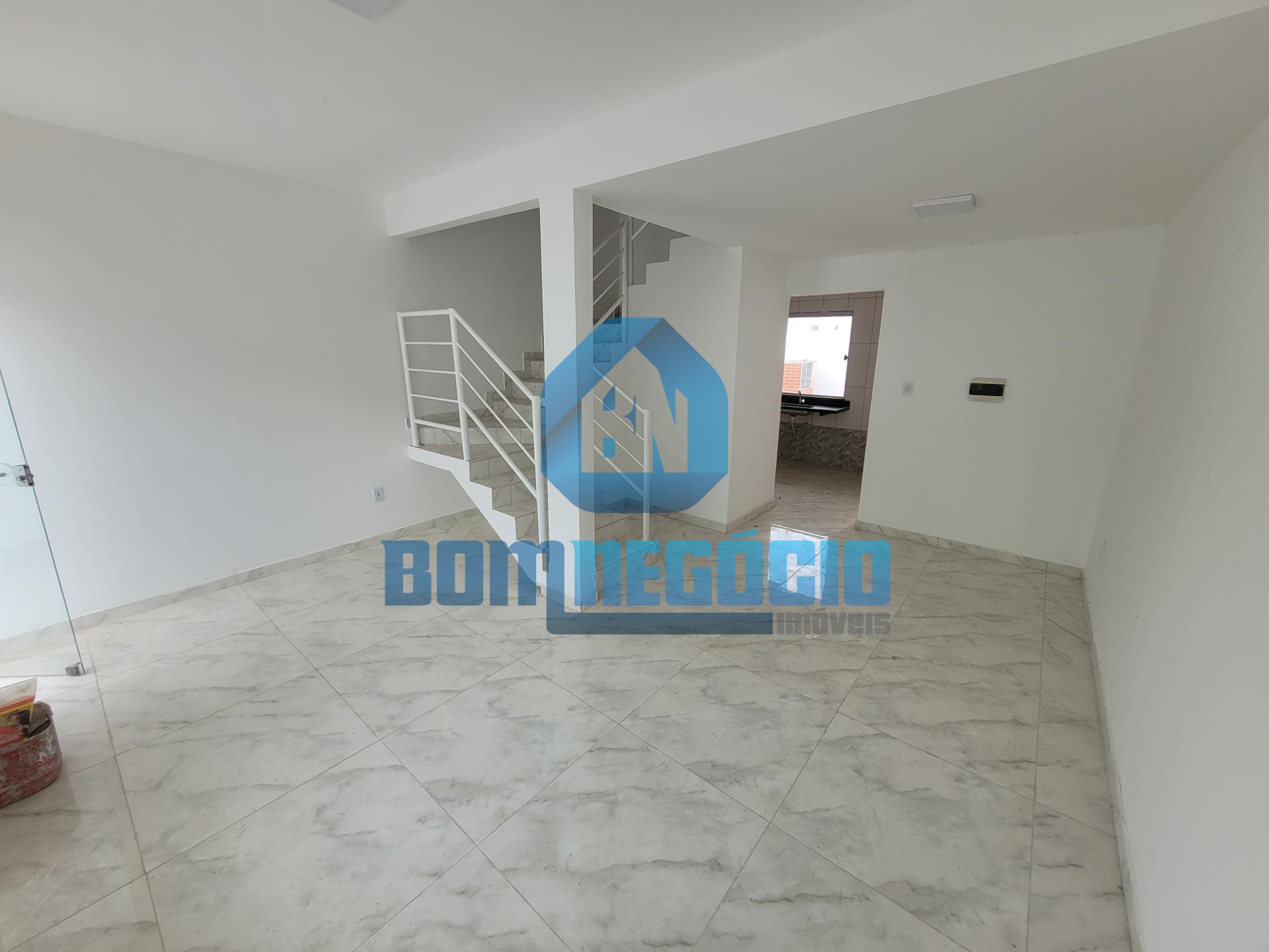 Casa duplex com 2 dormitórios à venda, CARAVELAS, GOVERNADOR V...