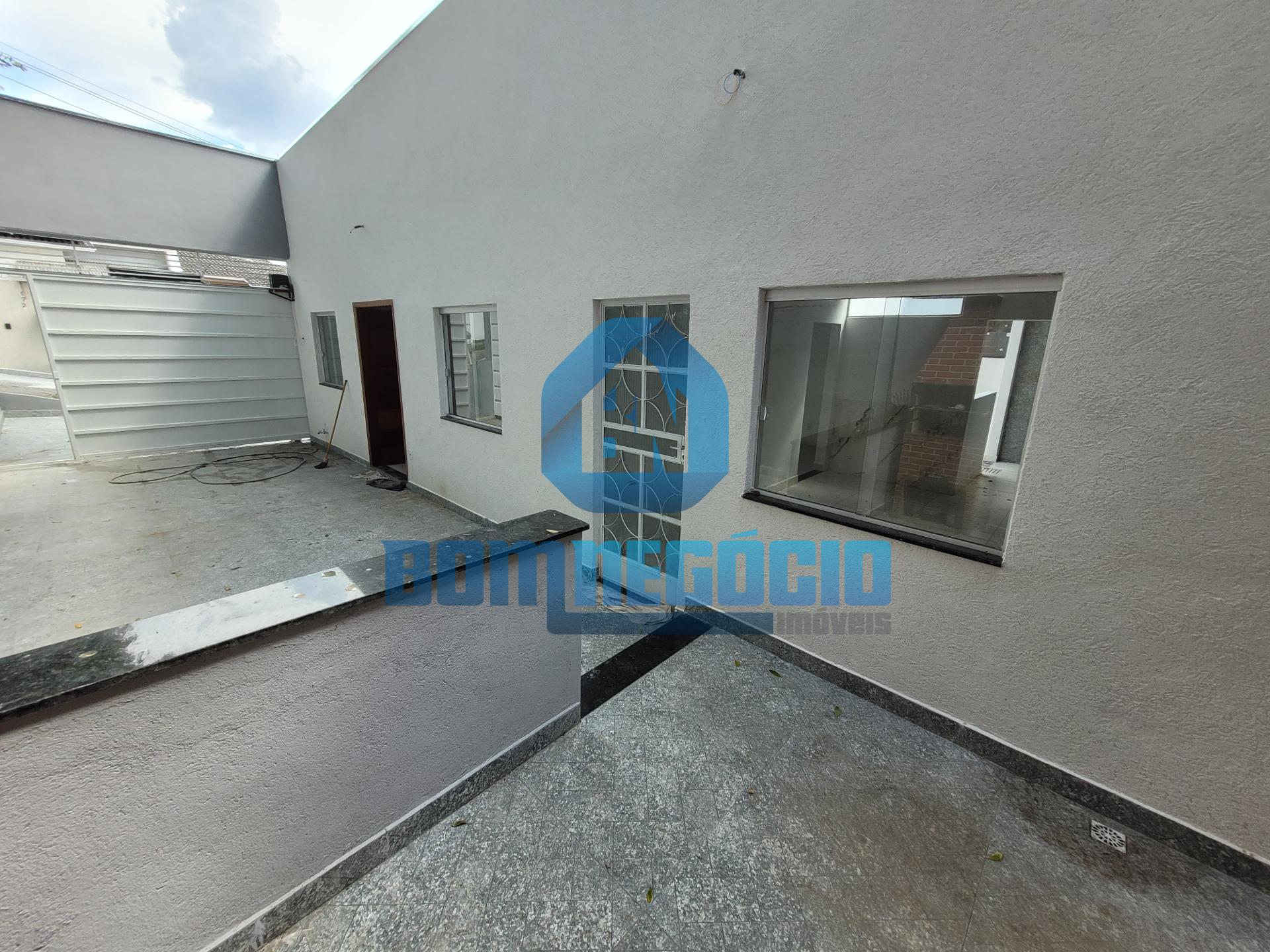 Casa com 3 dormitórios à venda, VILA MARIANA, GOVERNADOR VALAD...