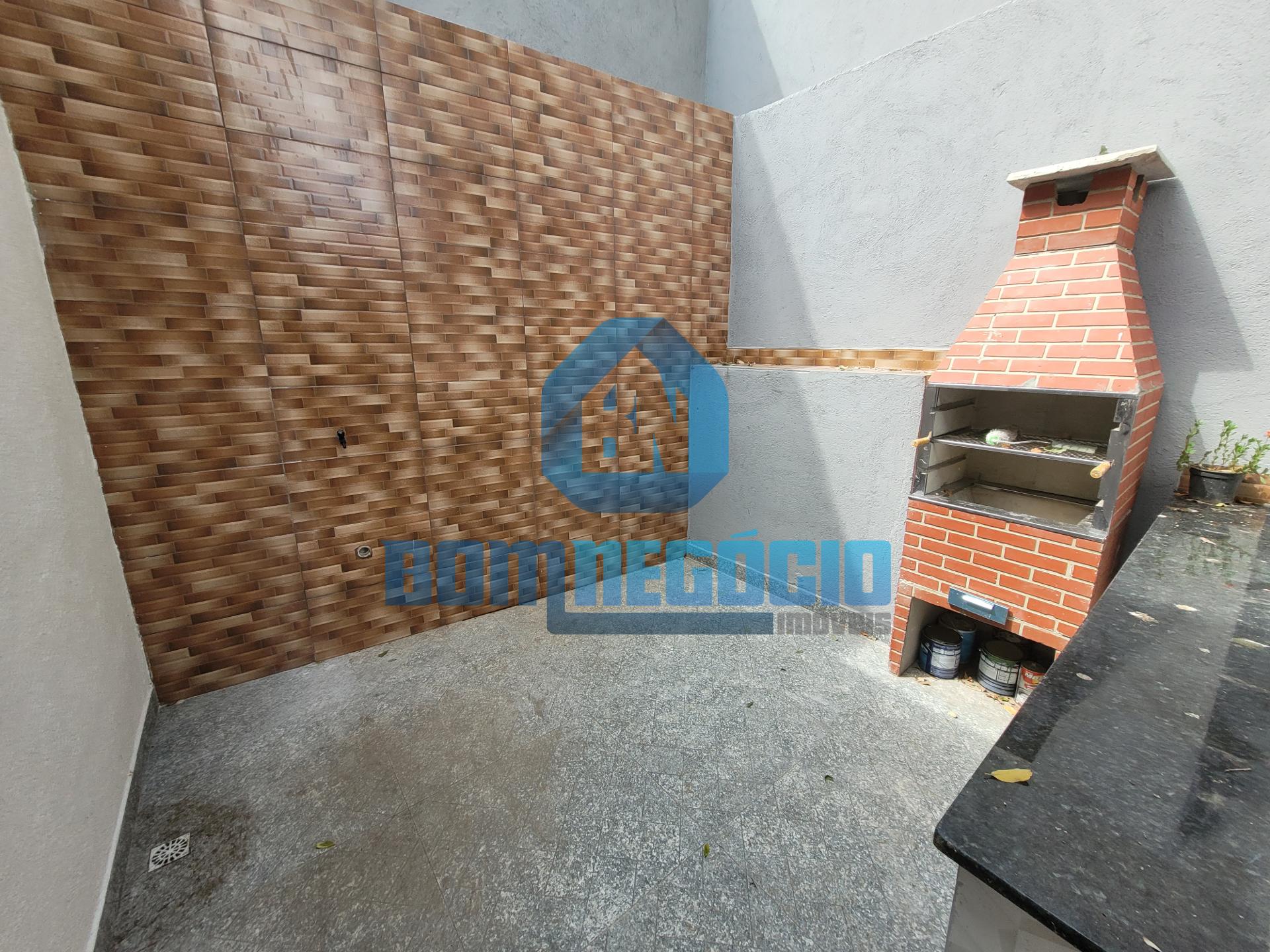 Casa com 3 dormitórios à venda, VILA MARIANA, GOVERNADOR VALAD...