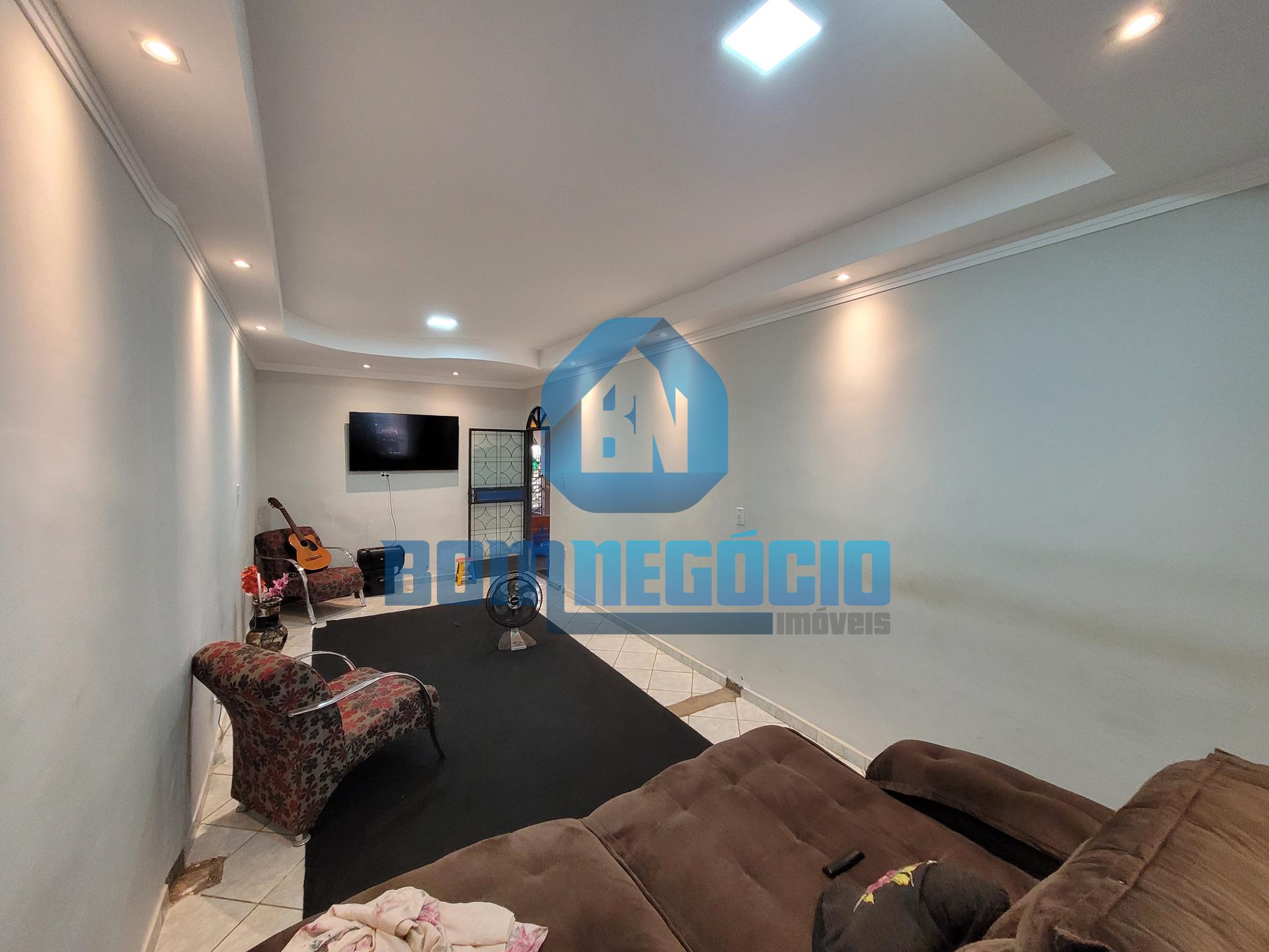 Casa com 6 dormitórios à venda, ALTINOPOLIS, GOVERNADOR VALADA...