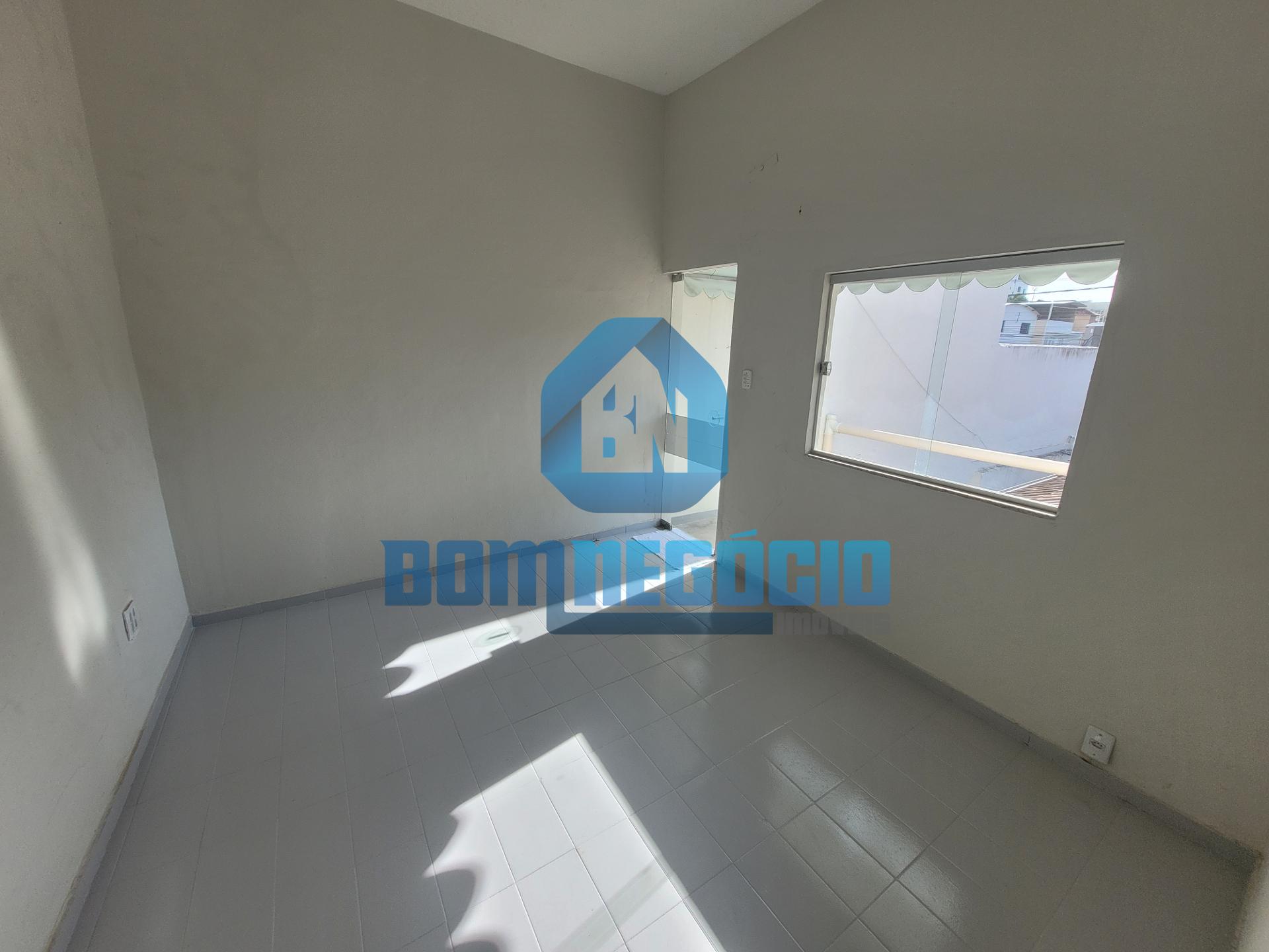 Casa com 3 dormitórios à venda, GOVERNADOR VALADARES - MG
