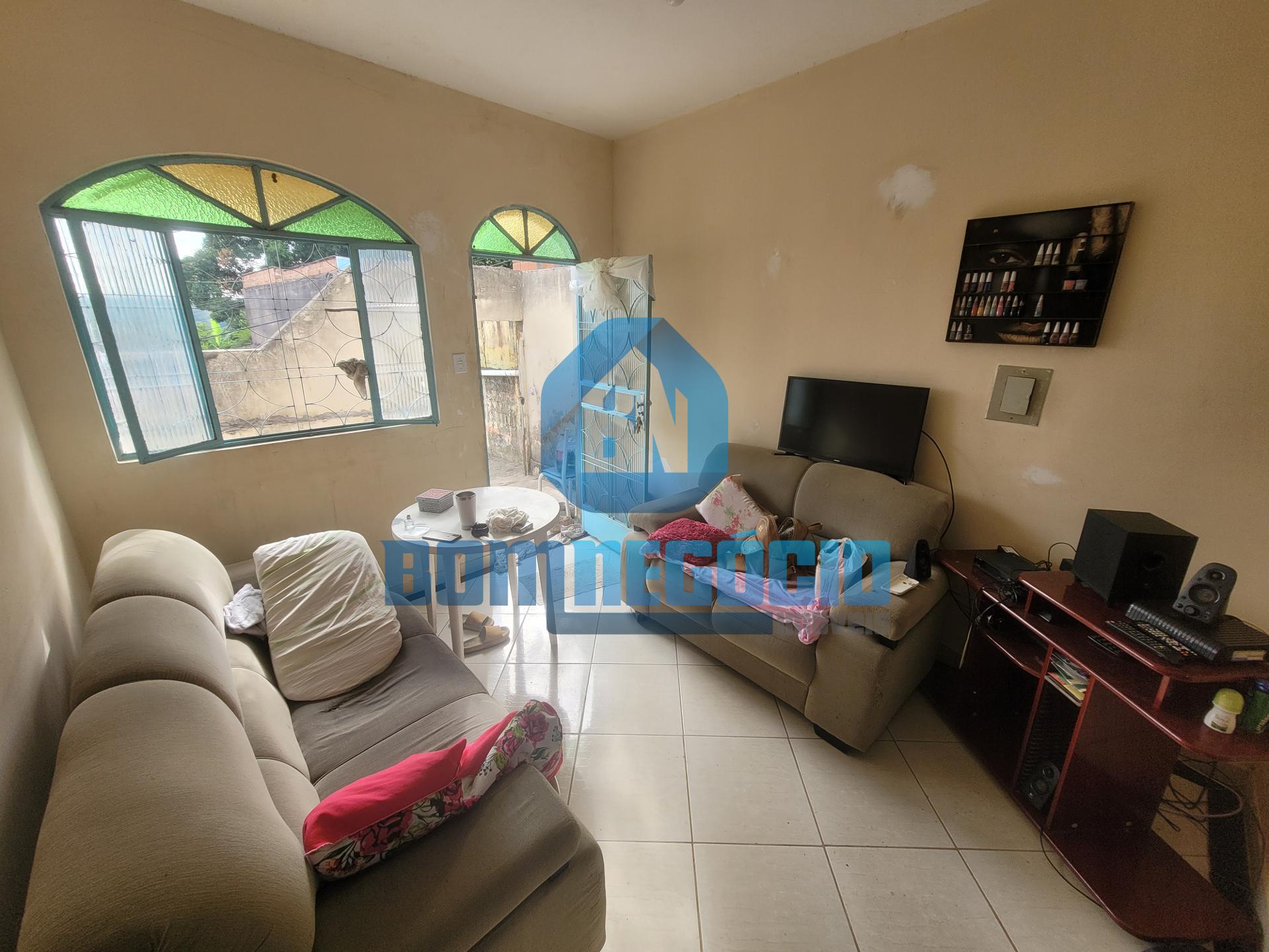 Casa com 2 dormitórios à venda, SANTA HELENA, GOVERNADOR VALAD...