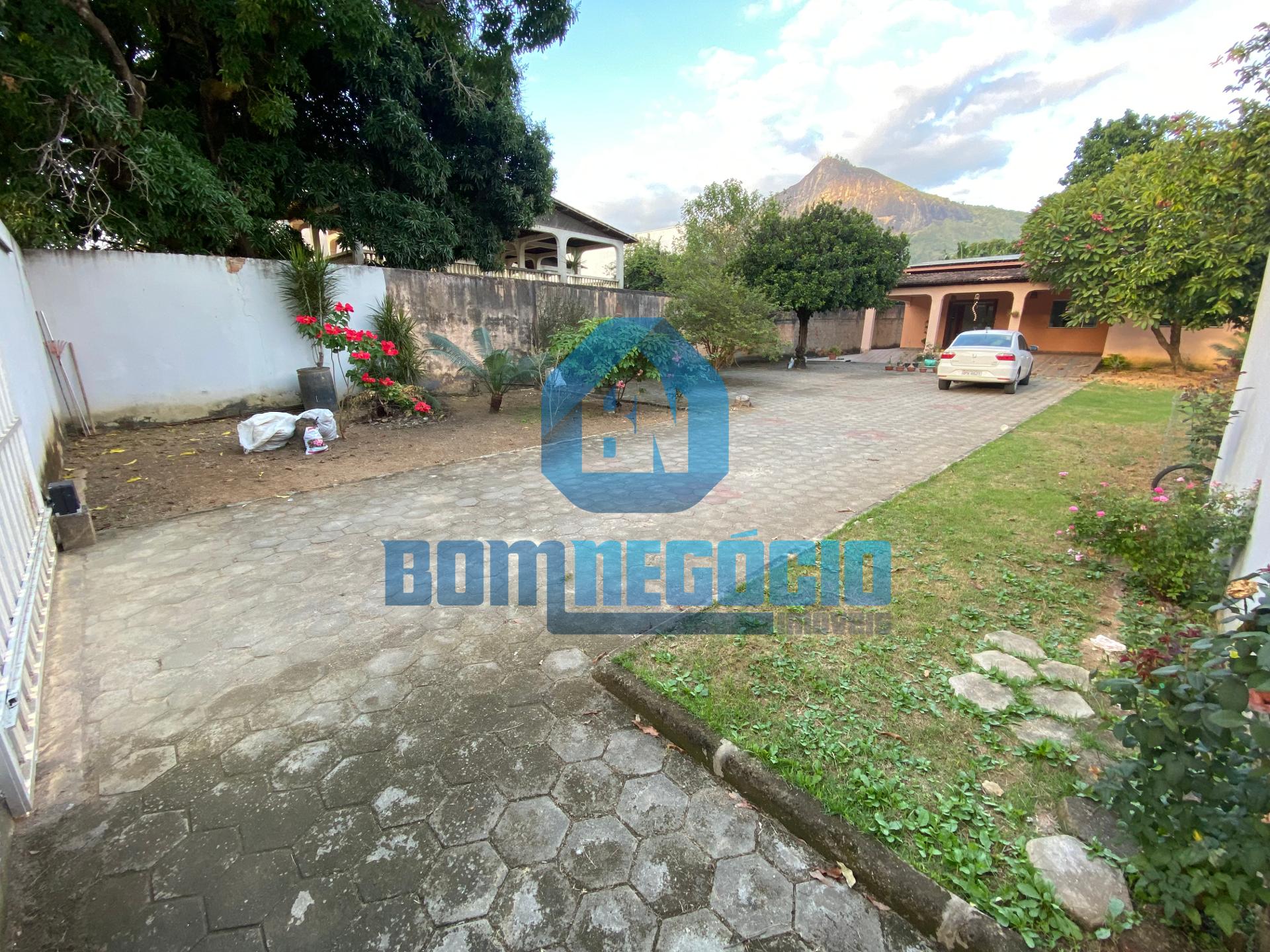 Casa à venda com 4 dormitórios, bairro VILA ISA, GOVERNADOR VA...