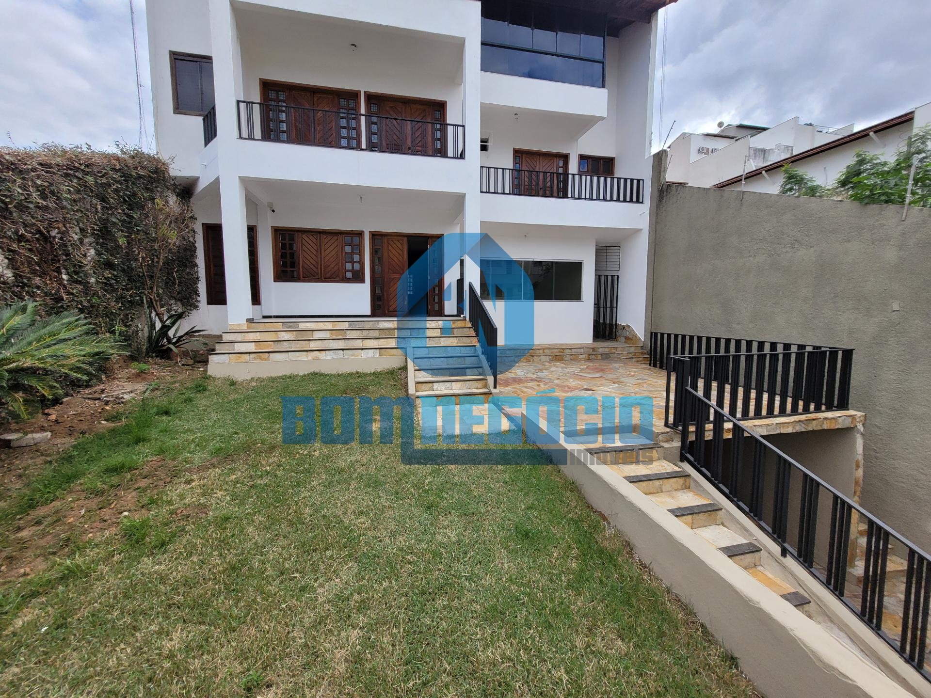 Casa com 4 dormitórios à venda, GRÃ-DUQUESA, GOVERNADOR VALADA...