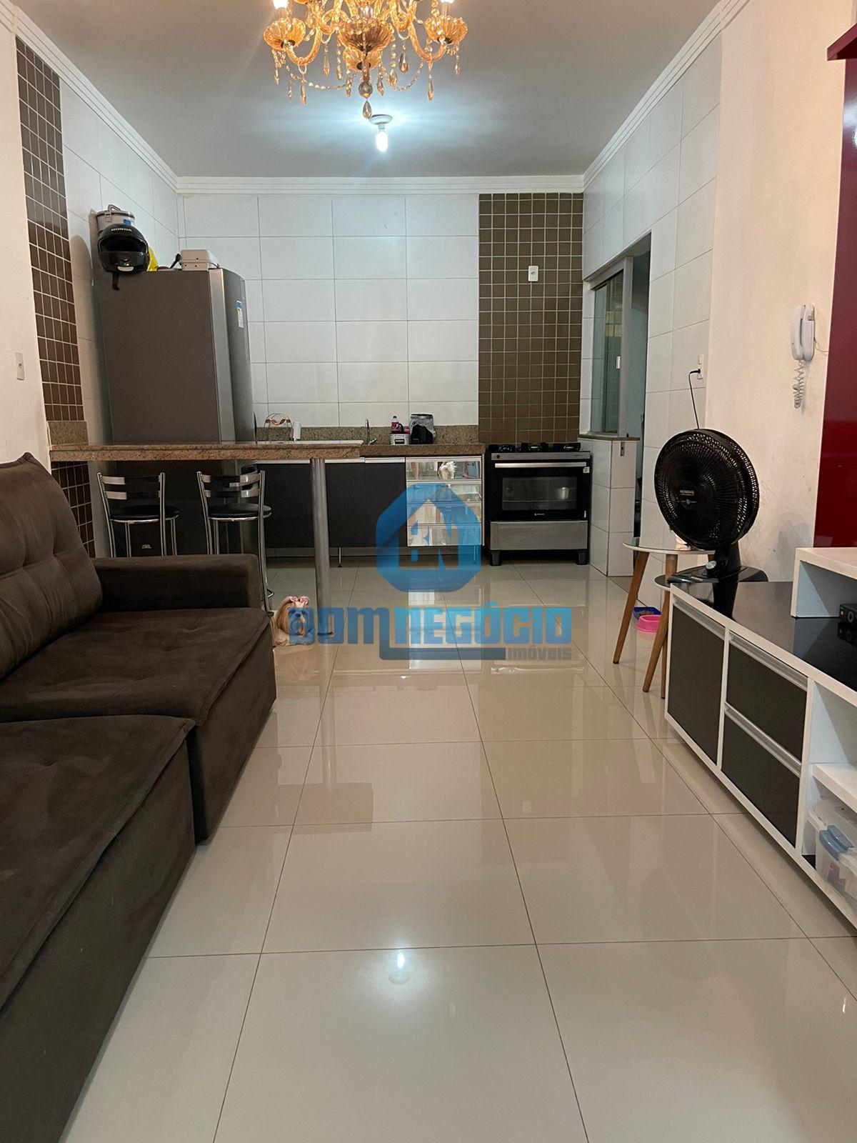 Casa com 3 dormitórios à venda, VILA MARIANA, GOVERNADOR VALAD...