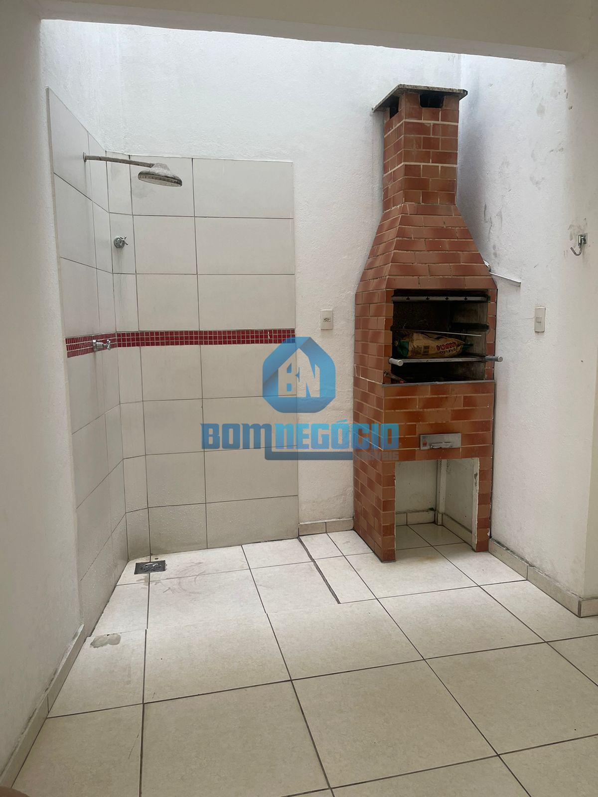 Casa com 3 dormitórios à venda, VILA MARIANA, GOVERNADOR VALAD...