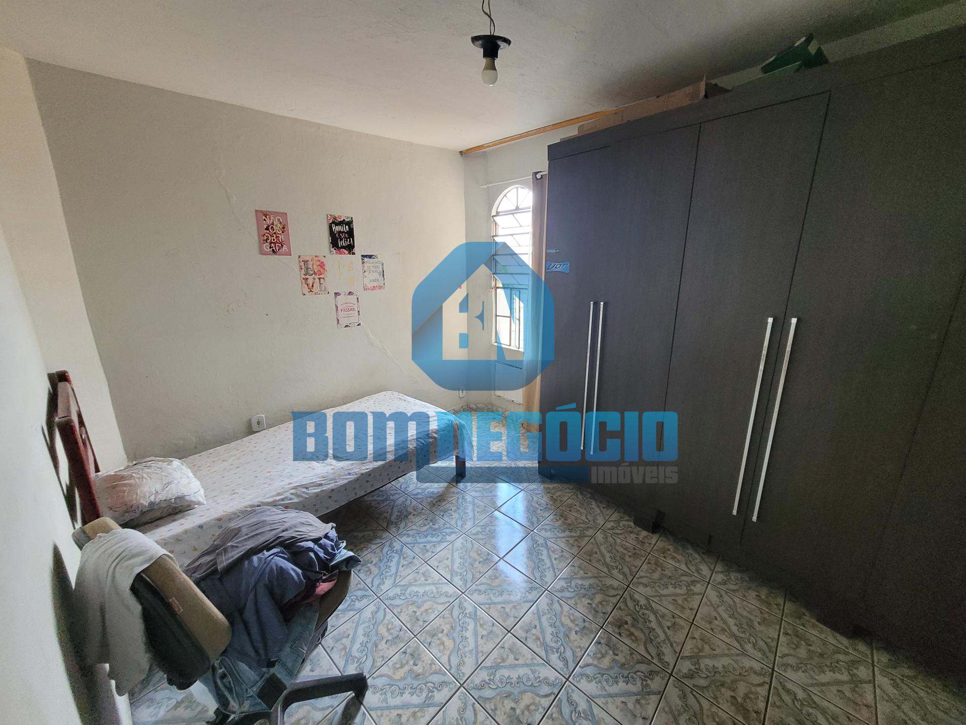 Imóvel à venda com três casas, ALTINOPOLIS, GOVERNADOR VALADAR...