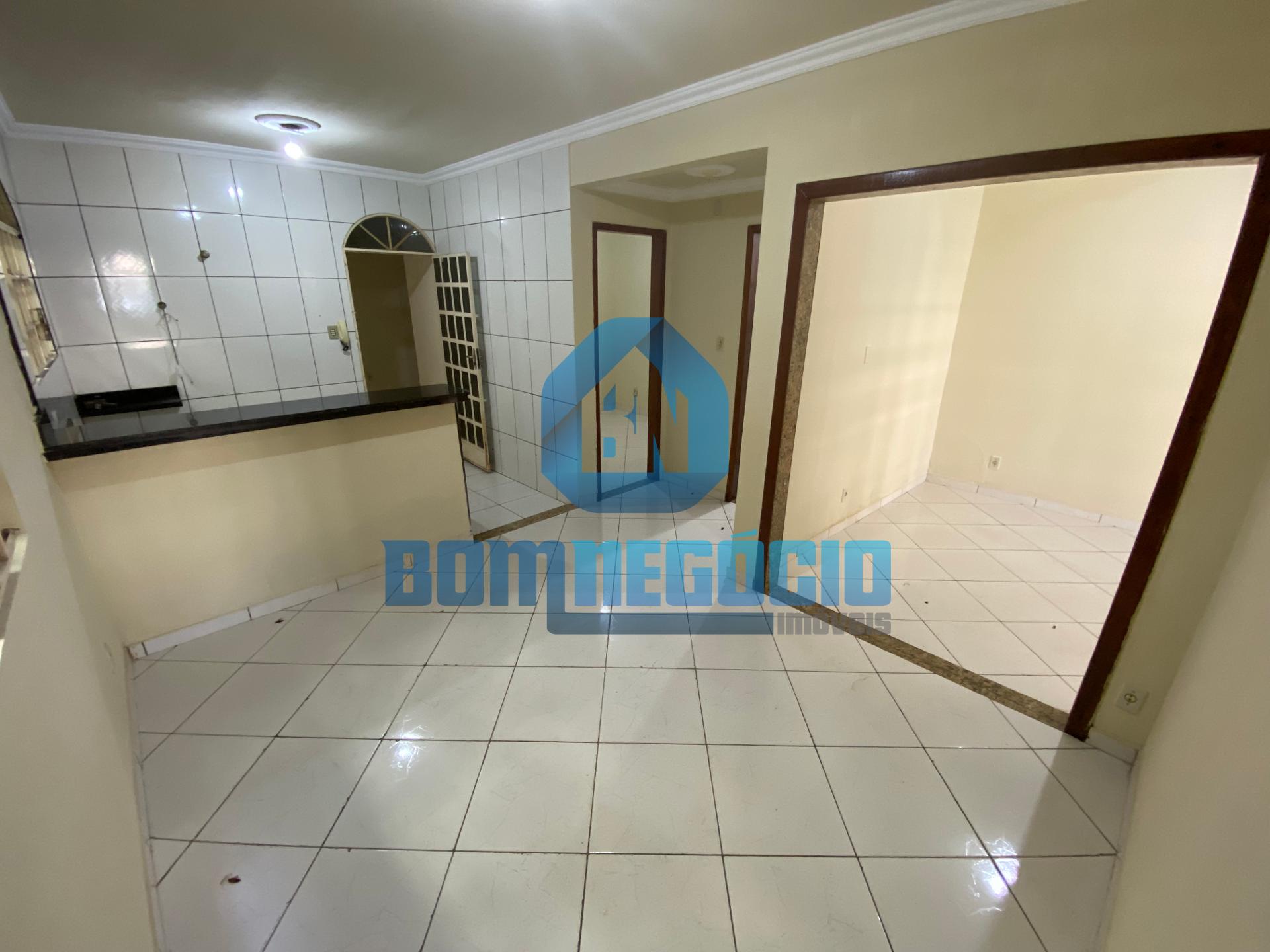 Casa à venda com dois dormitórios, bairro SANTA RITA, GOVERNAD...