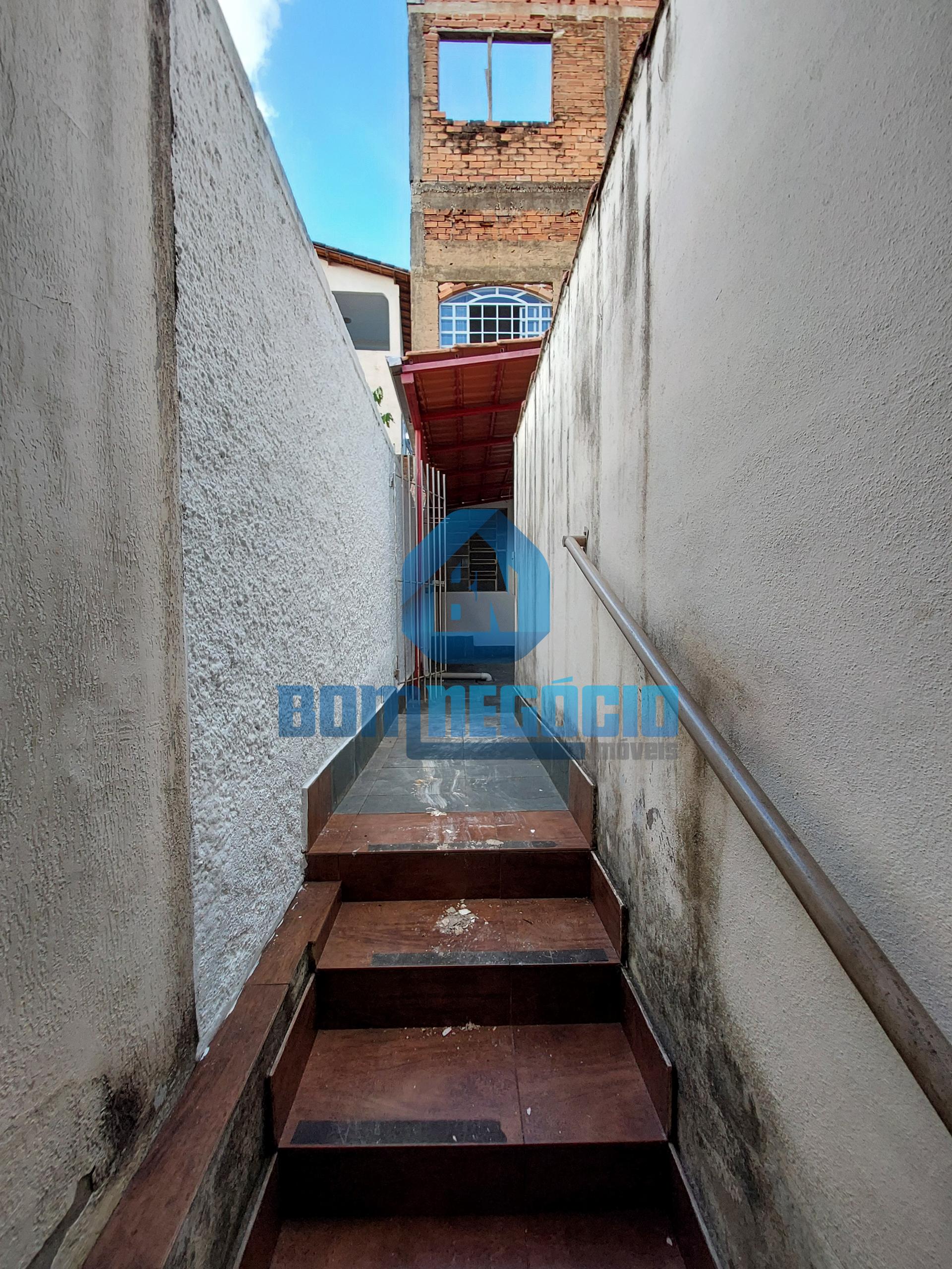 Casa para locação, com dois quartos no  Vila Bretas, GOVERNADO...
