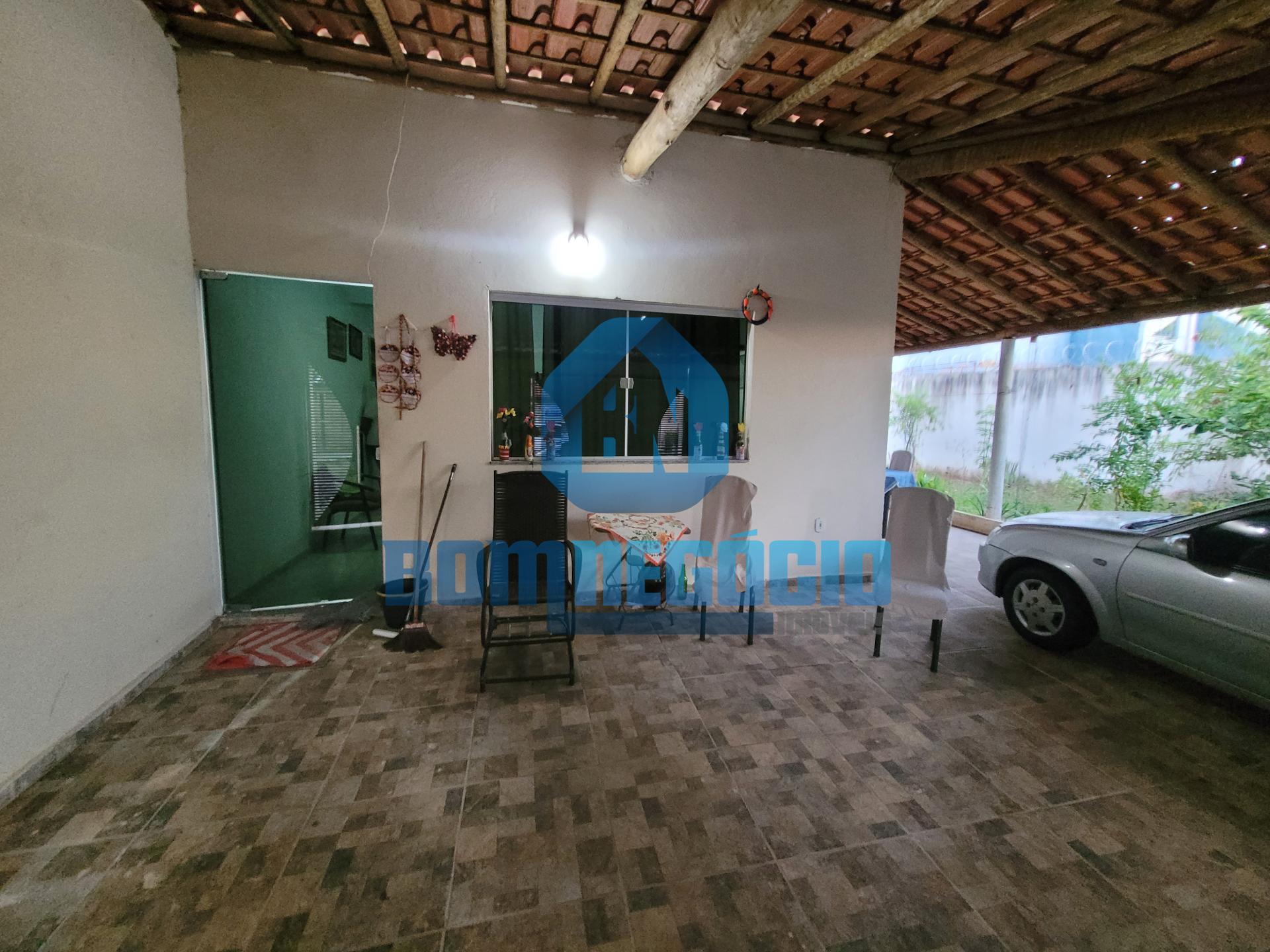 Casa plana e em lote inteiro à venda, NO BAIRRO CIDADE JARDIM,...