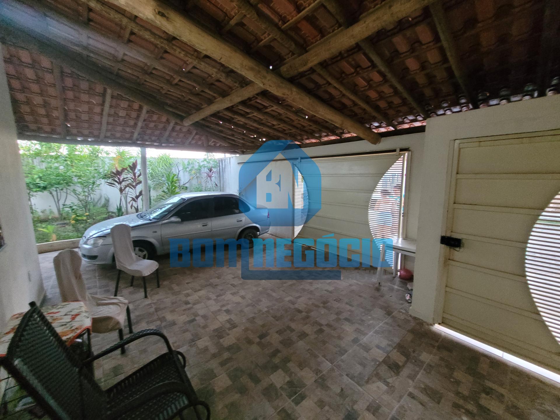 Casa plana e em lote inteiro à venda, NO BAIRRO CIDADE JARDIM,...