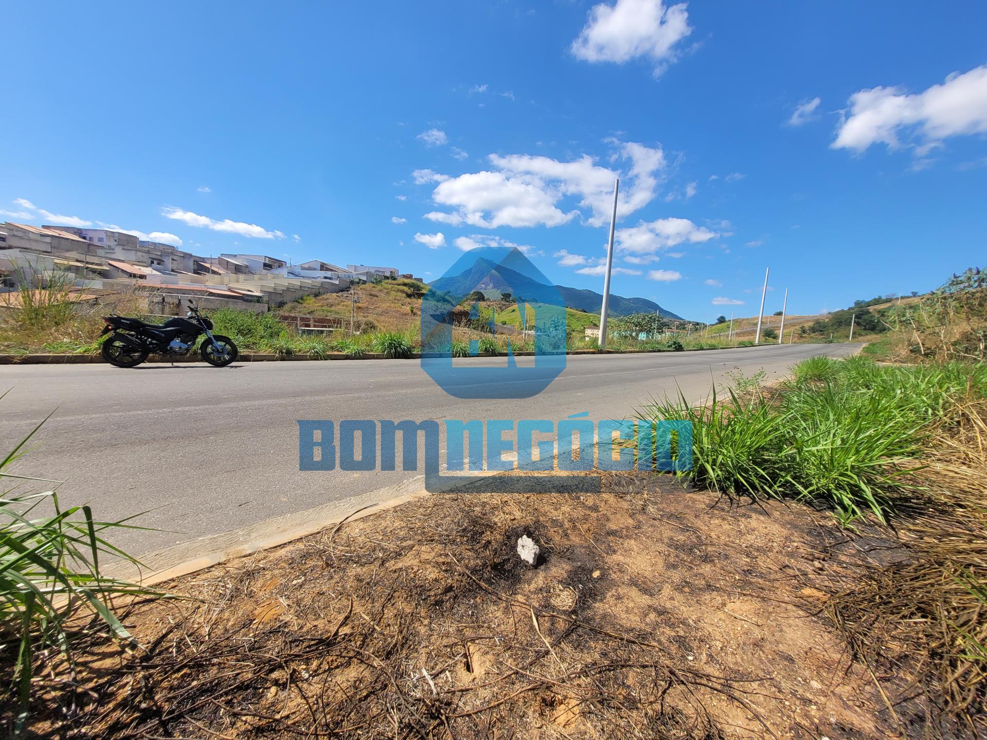 Lote à venda COM ÓTIMA TOPOGRAFIA, NO BAIRRO VALE DO SOL 3, GO...
