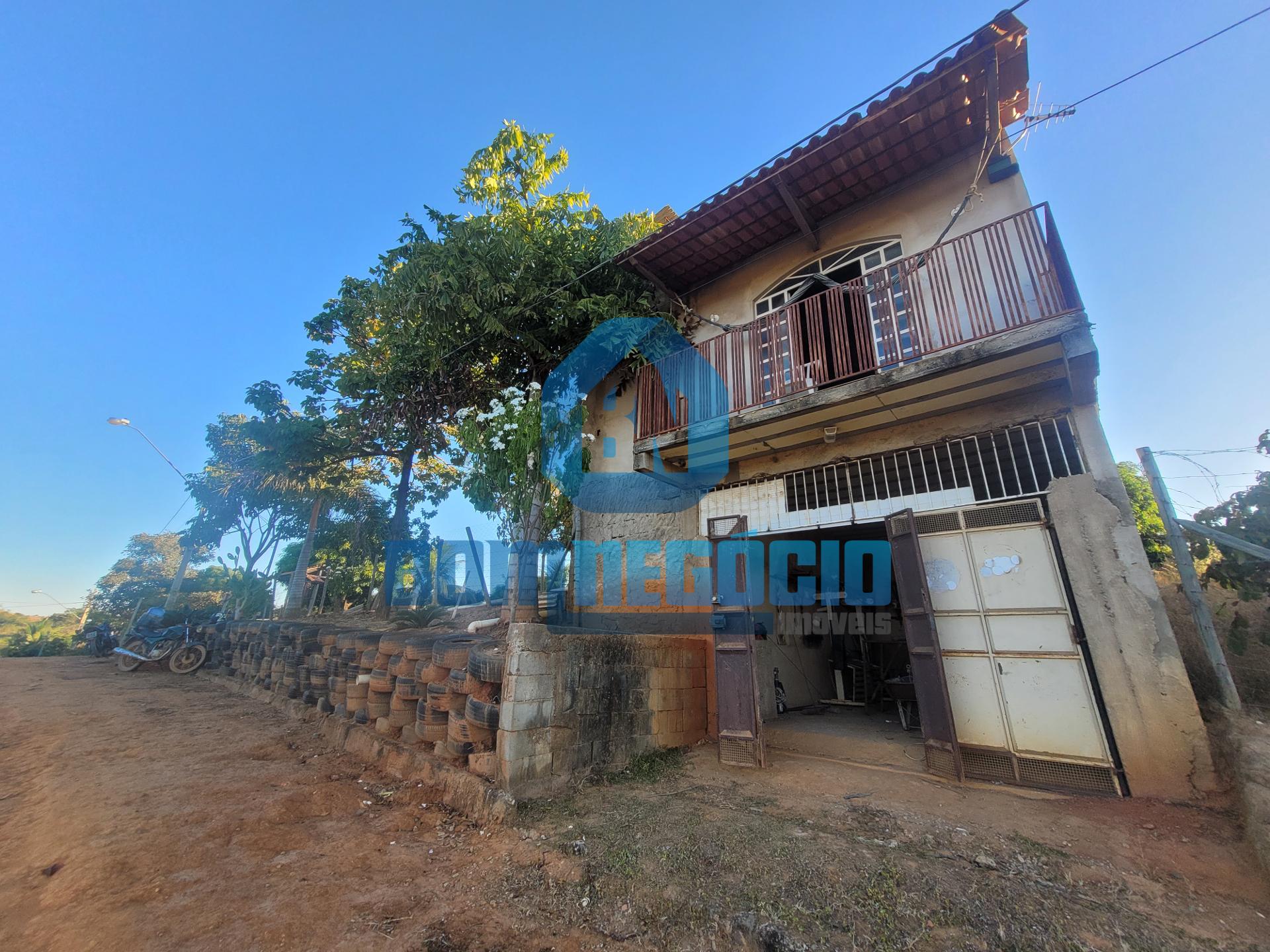 Chácara formada e com casa à venda, no Chacreamento Oásis, GOV...