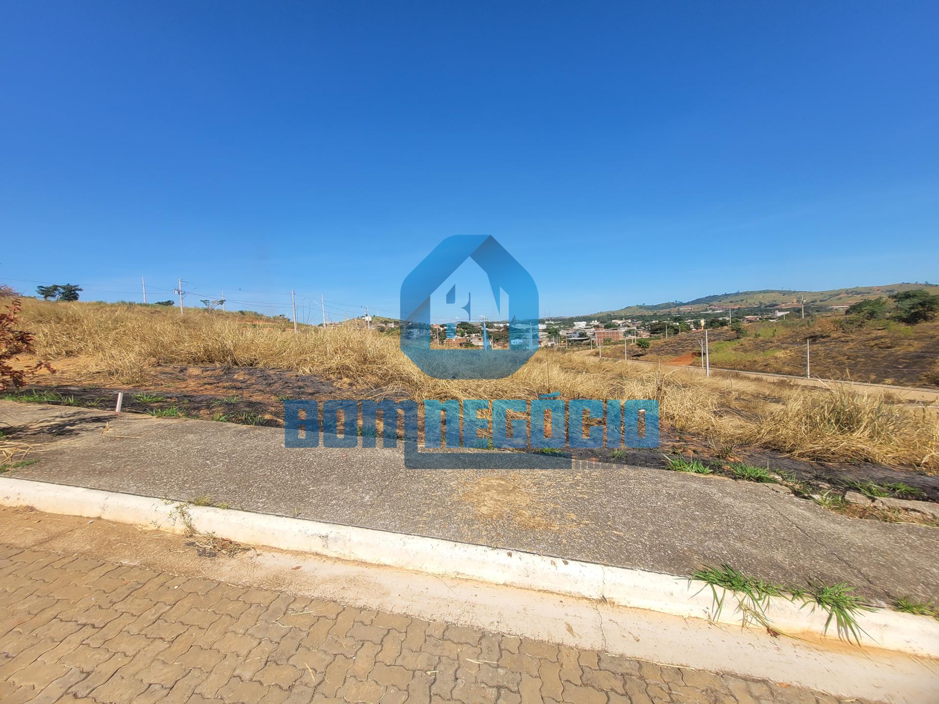 Lote à venda COM ÓTIMA TOPOGRAFIA, BAIRRO Castelo, GOVERNADOR ...