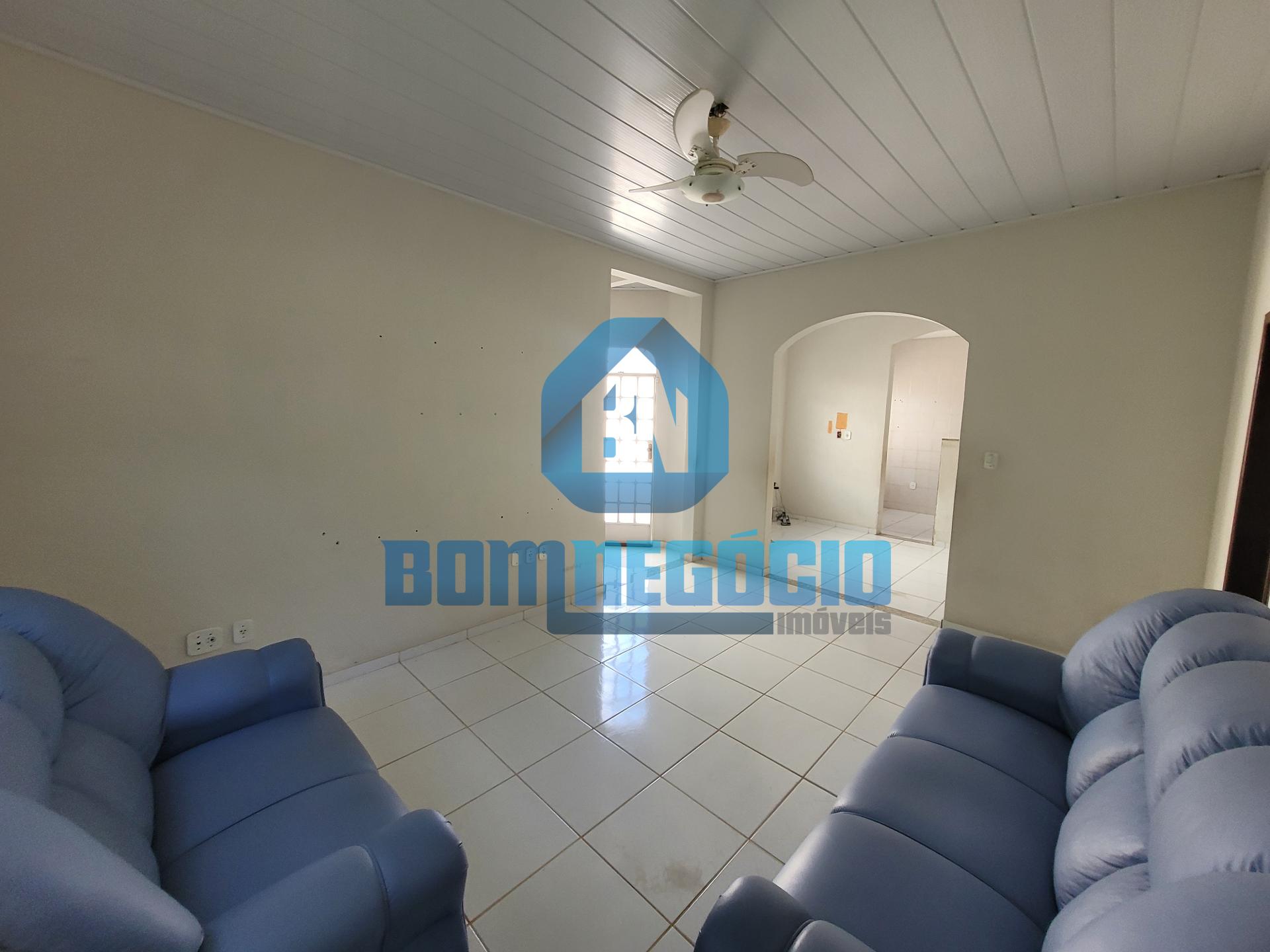 Casa EM LOTE INTEIRO com 3 dormitórios à venda, BAIRRO VILA BR...