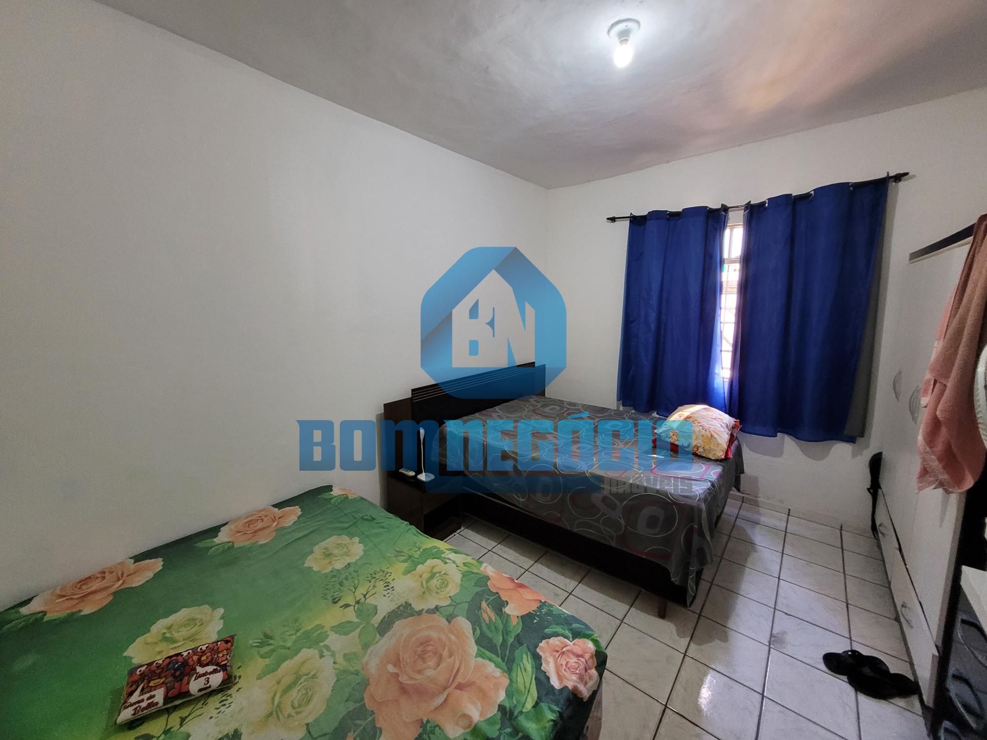 Imóvel em lote inteiro com duas casas à venda, BAIRRO JARDIM P...