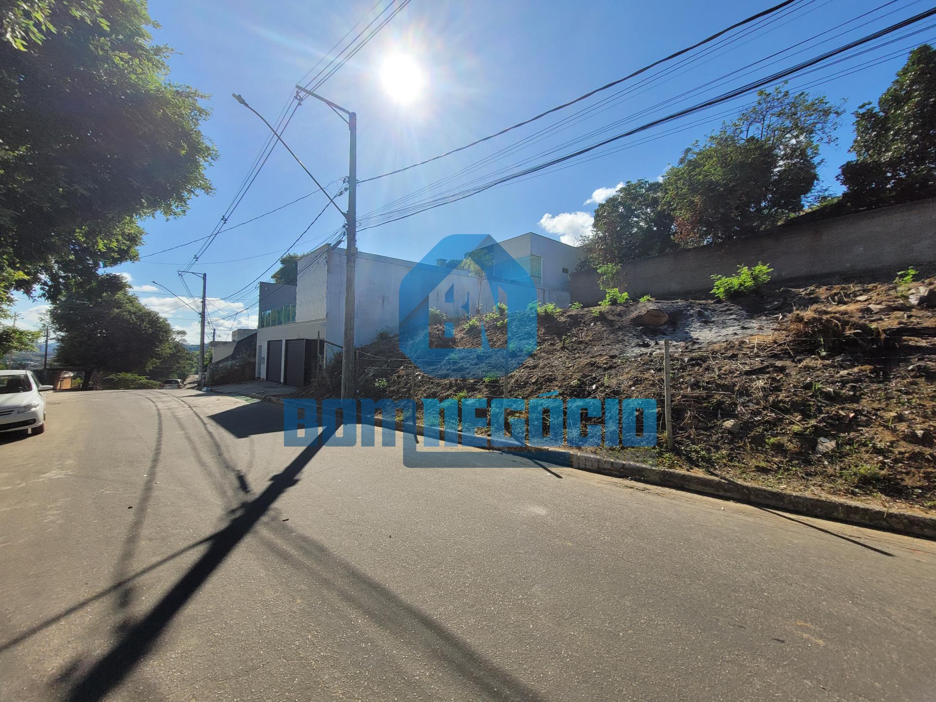 Lote grande e com ótima topografia à venda, NO BAIRRO VILA ISA...