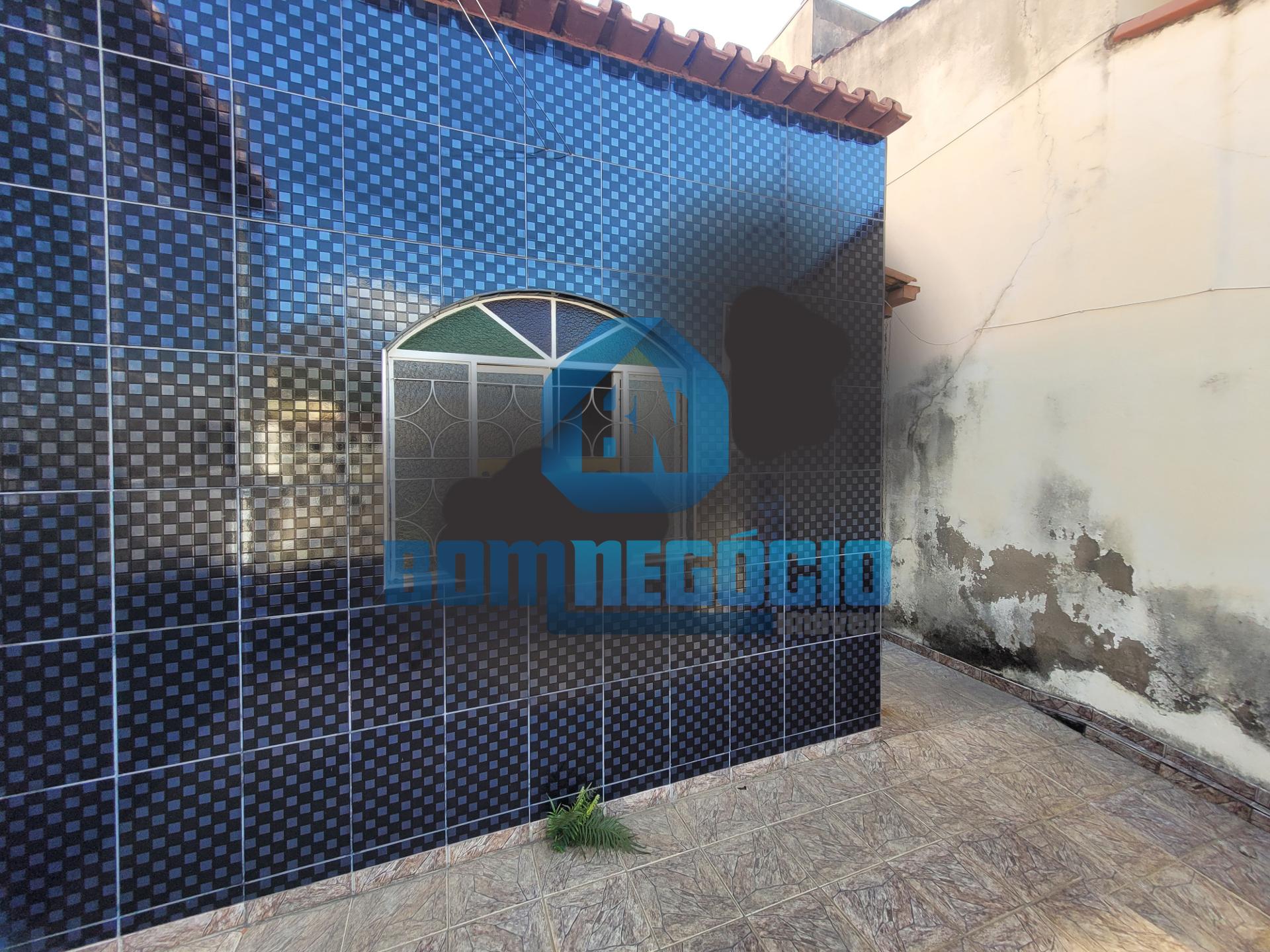 Casa em lote individual com 3 dormitórios à venda, NO BAIRRO S...