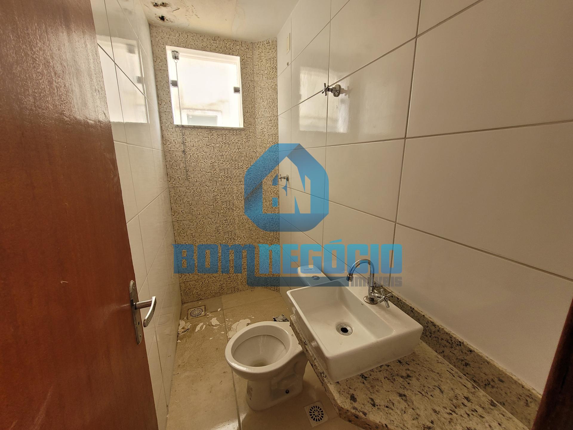 Apartamento no 1  andar com 2 dormitórios à venda, BAIRRO VALE...