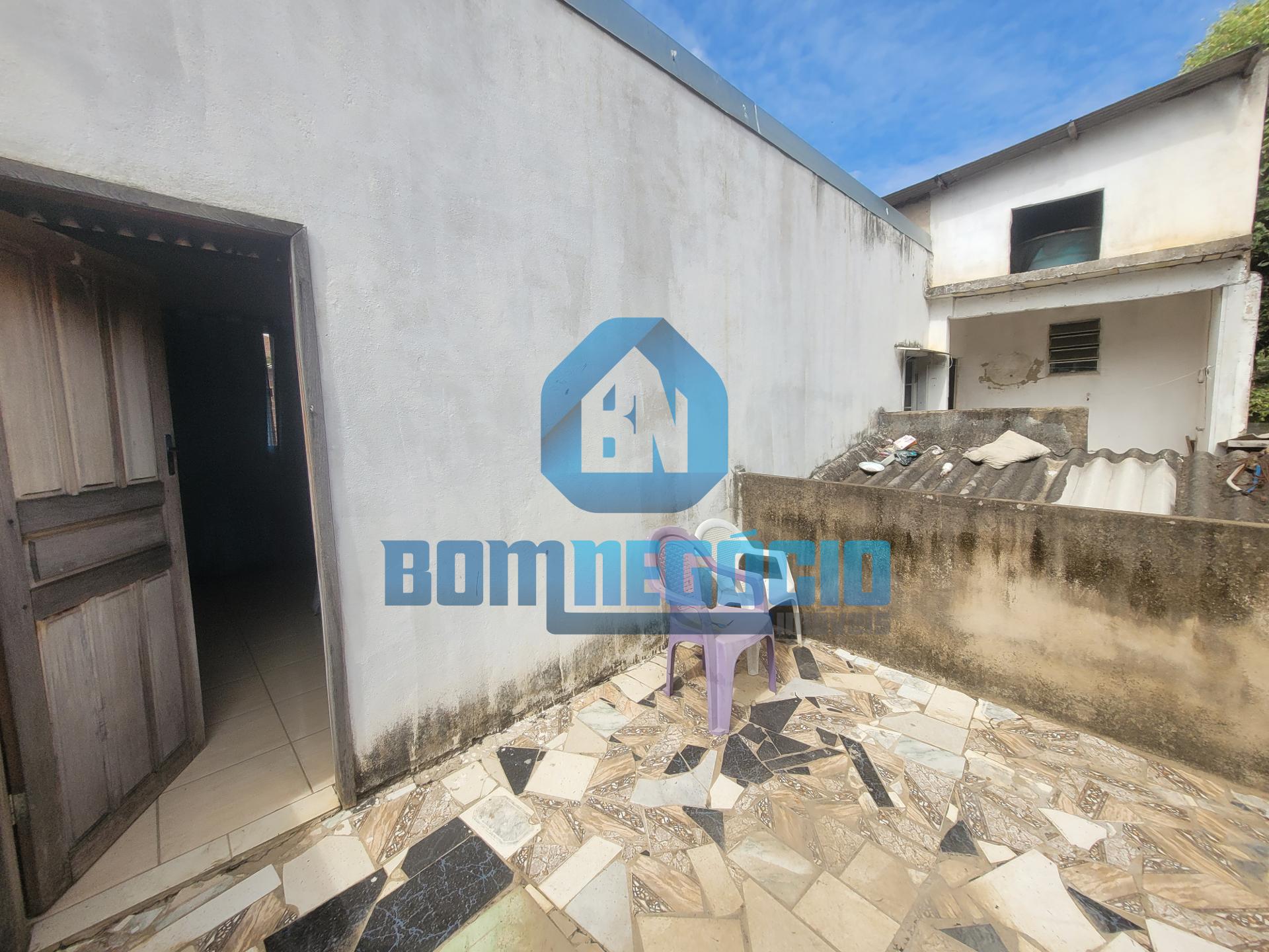 Imóvel de lote inteiro com duas moradias à venda, BAIRRO SANTA...