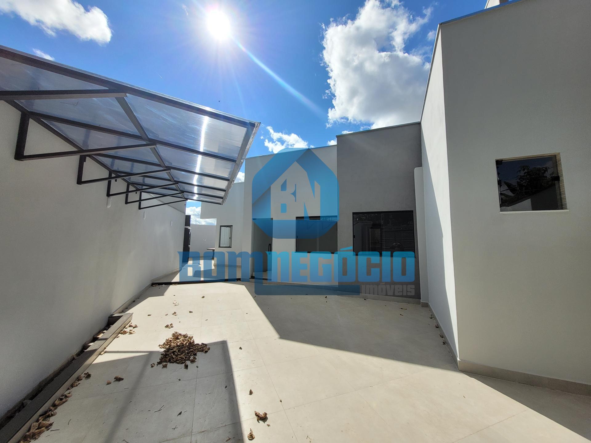 Casa com 3 dormitórios à venda, BELO MONTE, GOVERNADOR VALADAR...